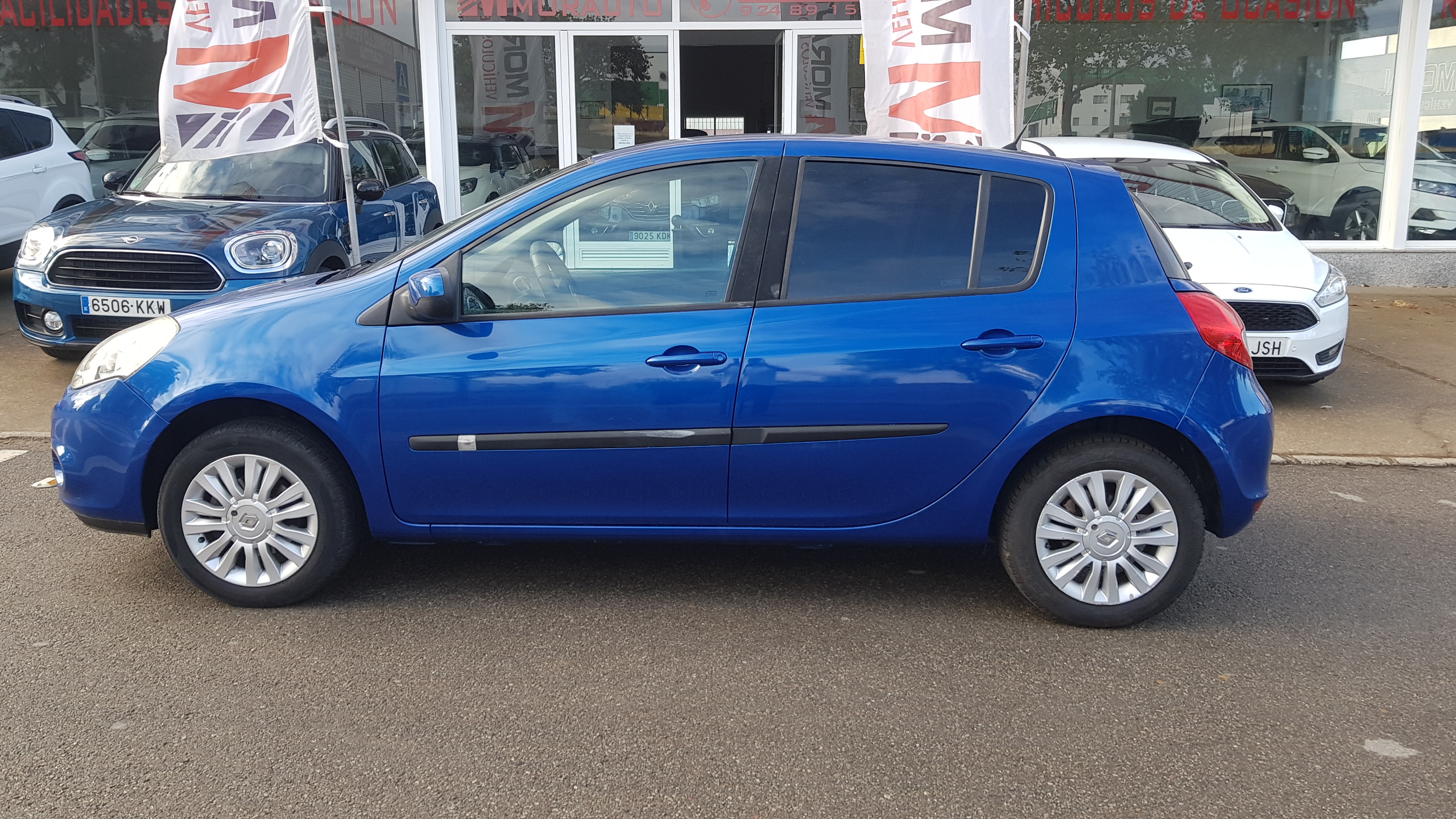RENAULT Clio Expression dCi 75 5p eco2 E5: Catálogo de AUTOMOVILES MORAUTO SL RENAULT Clio Expression dCi 75 5p eco2 E5: Catálogo de AUTOMOVILES MORAUTO SL