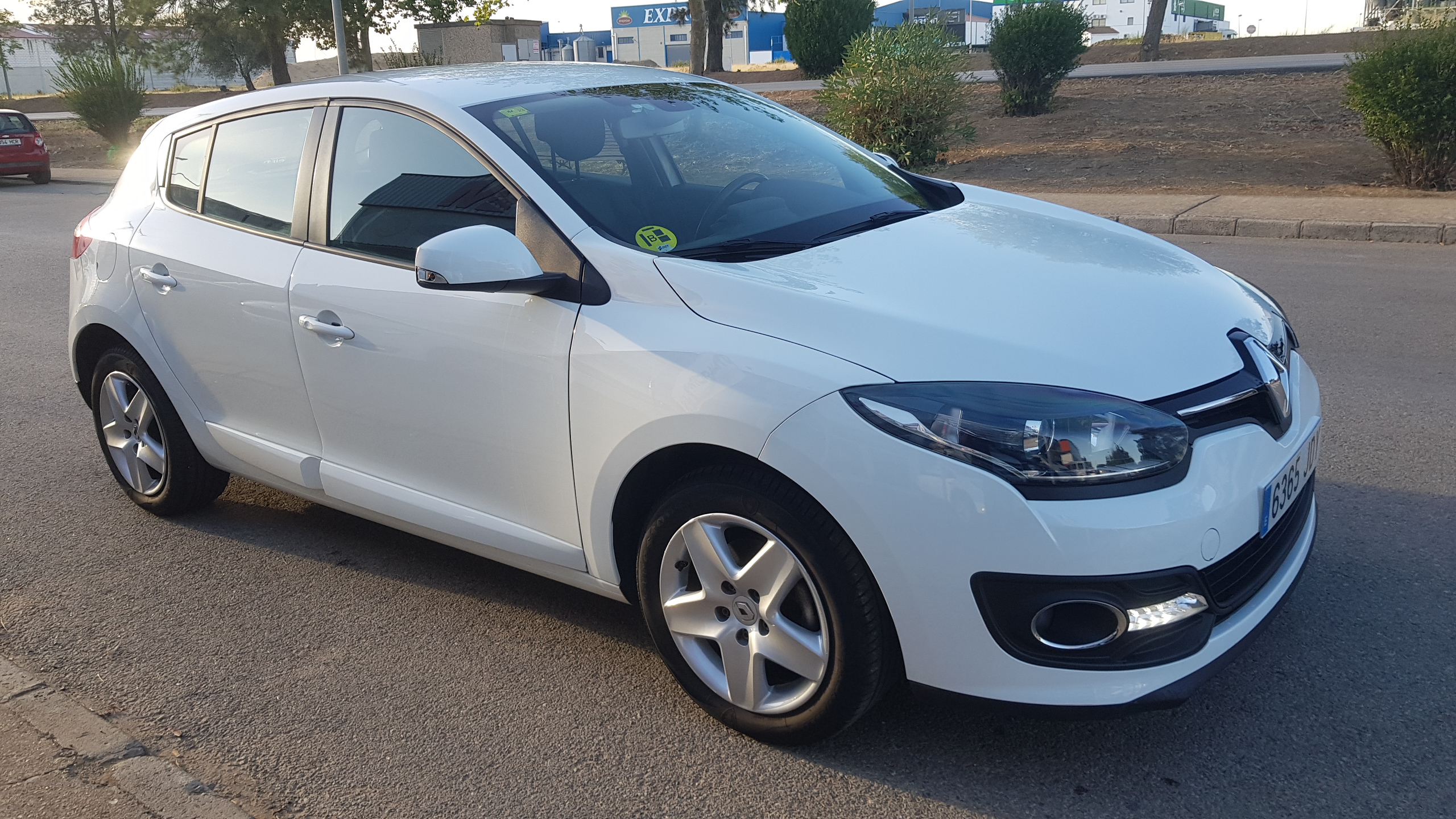 RENAULT Megane Business dCi 95 eco2: Catálogo de AUTOMOVILES MORAUTO SL RENAULT Megane Business dCi 95 eco2: Catálogo de AUTOMOVILES MORAUTO SL