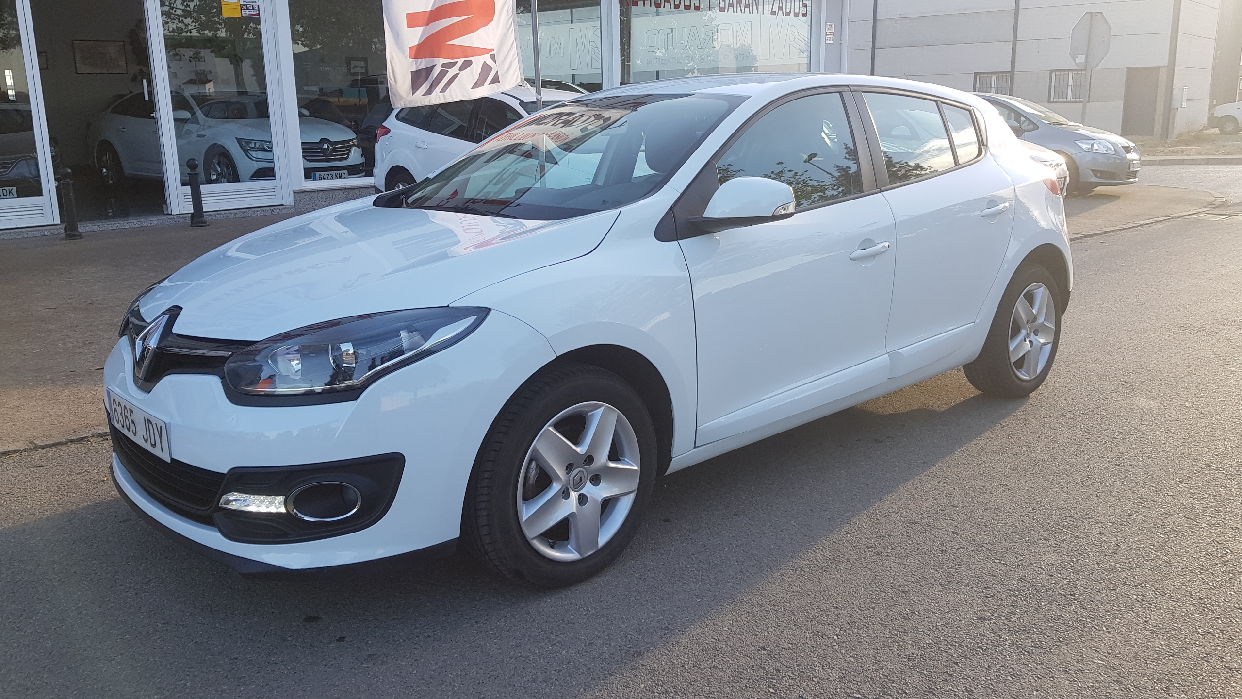 RENAULT Megane Business dCi 95 eco2: Catálogo de AUTOMOVILES MORAUTO SL RENAULT Megane Business dCi 95 eco2: Catálogo de AUTOMOVILES MORAUTO SL