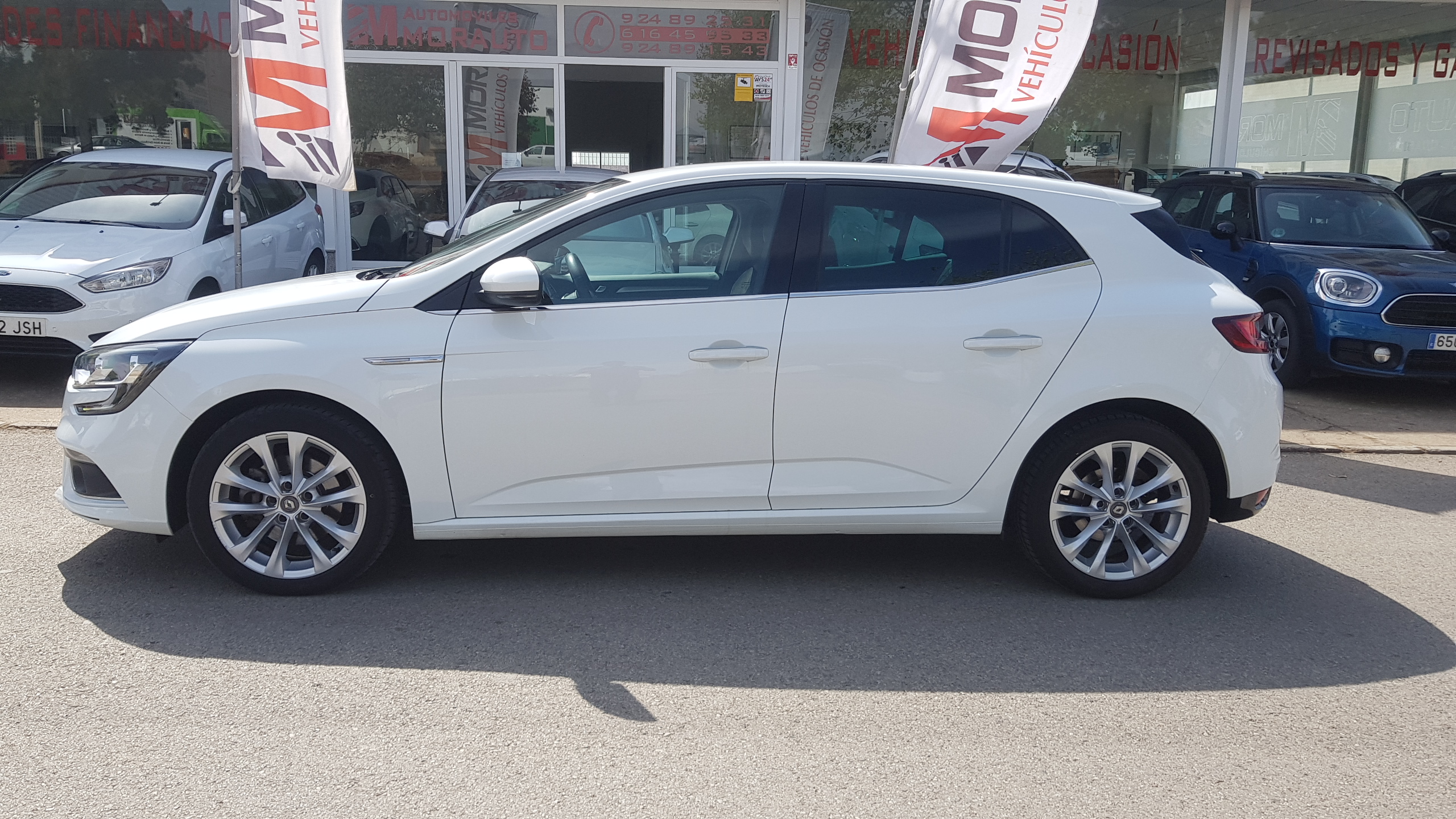 RENAULT Megane Zen Energy dCi 96kW 130CV: Catálogo de AUTOMOVILES MORAUTO SL RENAULT Megane Zen Energy dCi 96kW 130CV: Catálogo de AUTOMOVILES MORAUTO SL