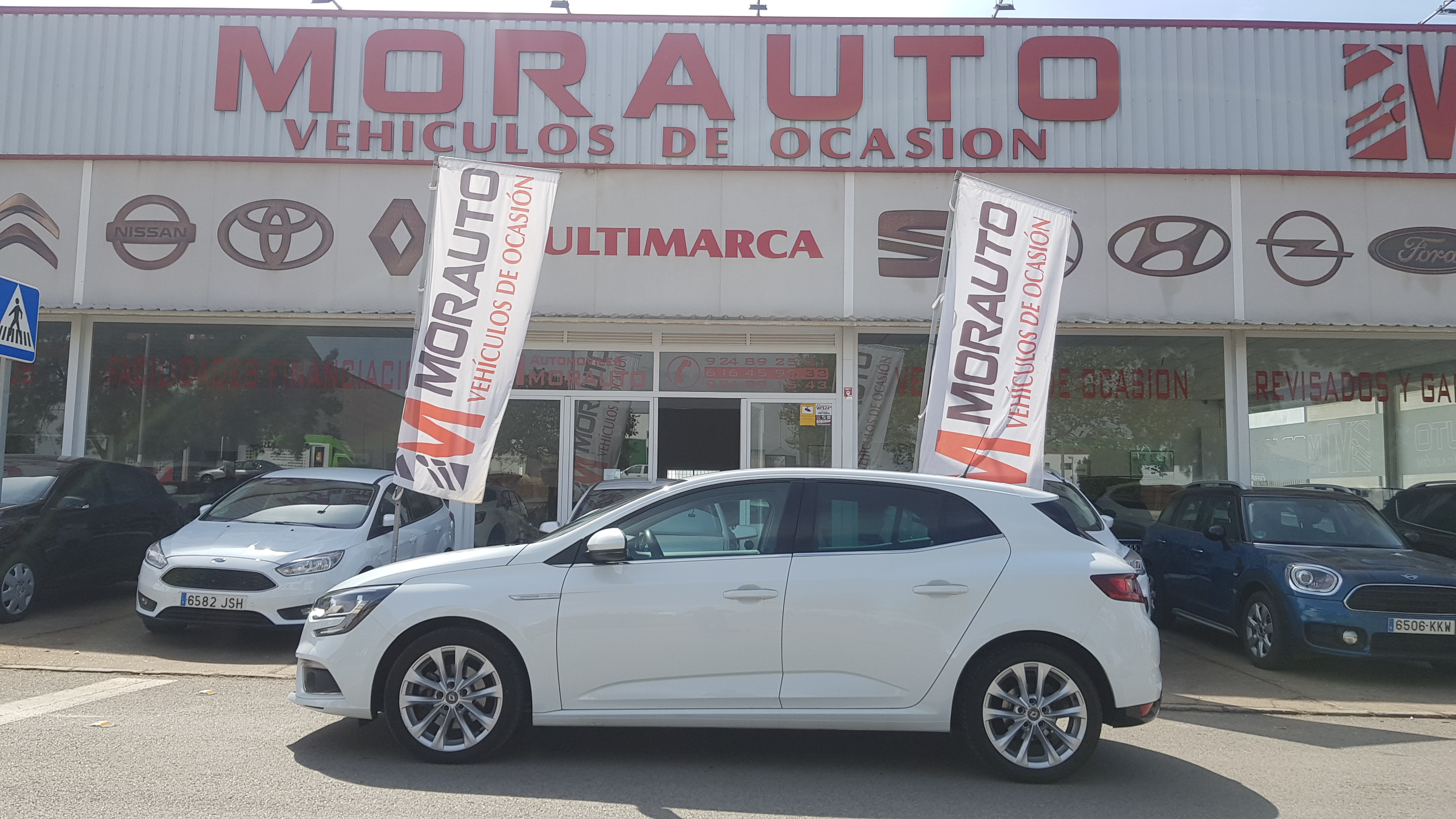 RENAULT Megane Zen Energy dCi 96kW 130CV: Catálogo de AUTOMOVILES MORAUTO SL RENAULT Megane Zen Energy dCi 96kW 130CV: Catálogo de AUTOMOVILES MORAUTO SL