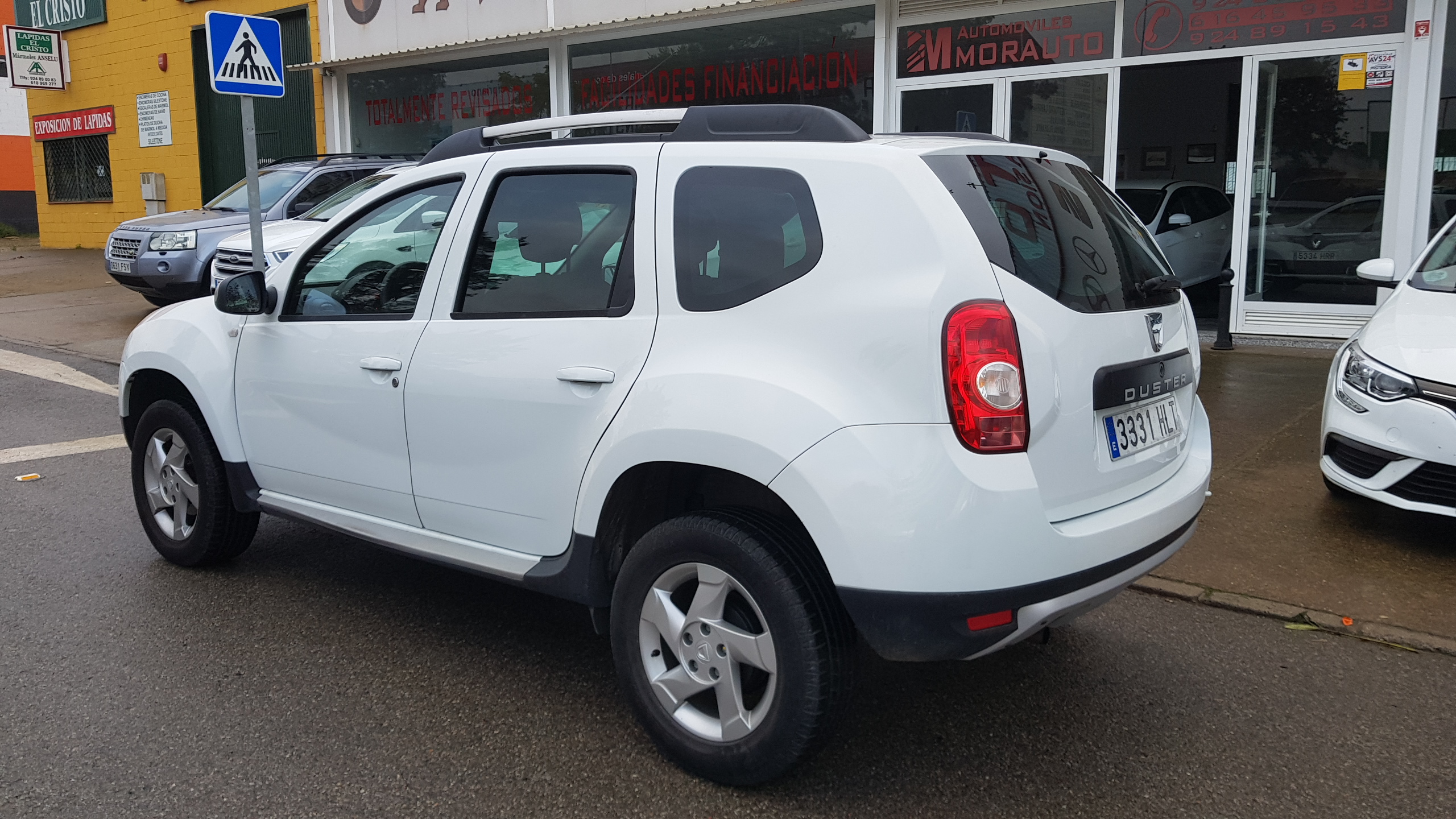 DACIA Duster Laureate 1.6 105 E5: Catálogo de AUTOMOVILES MORAUTO SL DACIA Duster Laureate 1.6 105 E5: Catálogo de AUTOMOVILES MORAUTO SL