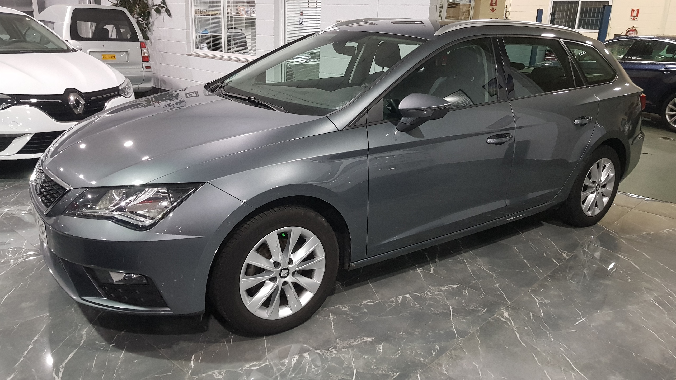 SEAT Leon ST 1.6 TDI 85kW 115CV SS Style Ad Nav: Catálogo de AUTOMOVILES MORAUTO SL SEAT Leon ST 1.6 TDI 85kW 115CV SS Style Ad Nav: Catálogo de AUTOMOVILES MORAUTO SL