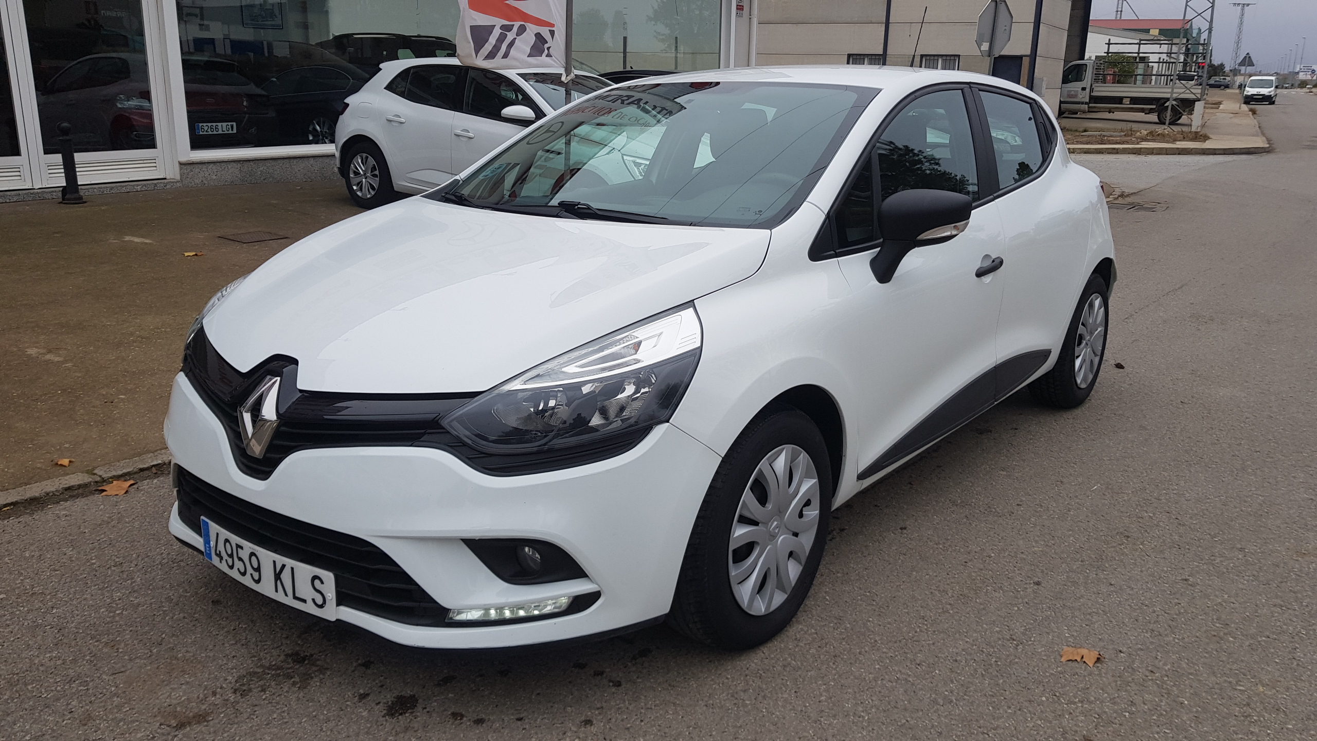 RENAULT Clio Business Energy dCi 55kW 75CV: Catálogo de AUTOMOVILES MORAUTO SL RENAULT Clio Business Energy dCi 55kW 75CV: Catálogo de AUTOMOVILES MORAUTO SL