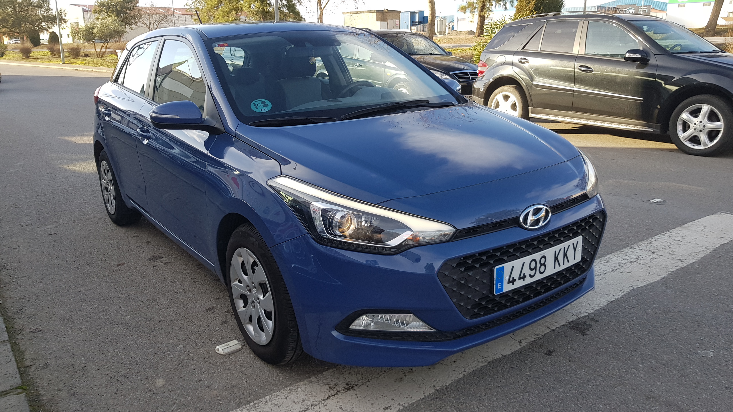 HYUNDAI i20 1.2 MPI Klass: Catálogo de AUTOMOVILES MORAUTO SL HYUNDAI i20 1.2 MPI Klass: Catálogo de AUTOMOVILES MORAUTO SL
