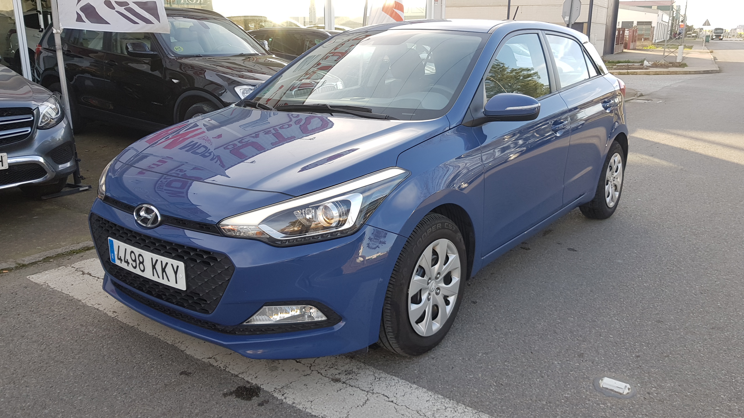 HYUNDAI i20 1.2 MPI Klass: Catálogo de AUTOMOVILES MORAUTO SL HYUNDAI i20 1.2 MPI Klass: Catálogo de AUTOMOVILES MORAUTO SL