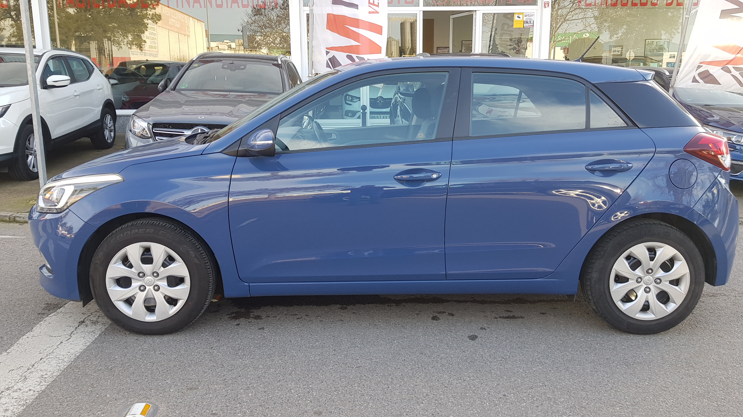 HYUNDAI i20 1.2 MPI Klass: Catálogo de AUTOMOVILES MORAUTO SL HYUNDAI i20 1.2 MPI Klass: Catálogo de AUTOMOVILES MORAUTO SL