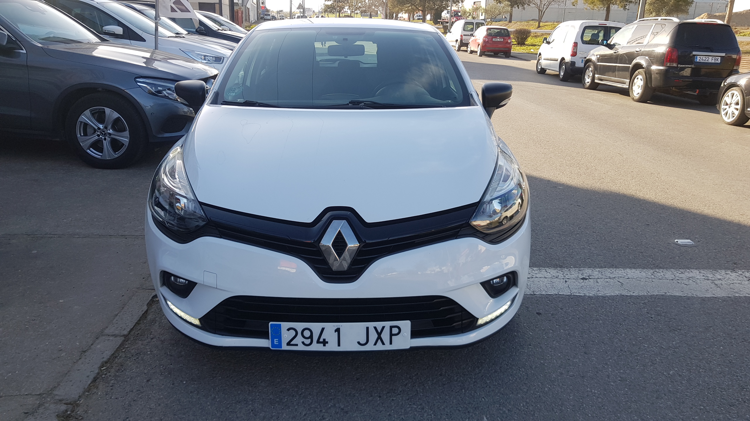 RENAULT Clio Business Energy dCi 55kW 75CV: Catálogo de AUTOMOVILES MORAUTO SL RENAULT Clio Business Energy dCi 55kW 75CV: Catálogo de AUTOMOVILES MORAUTO SL