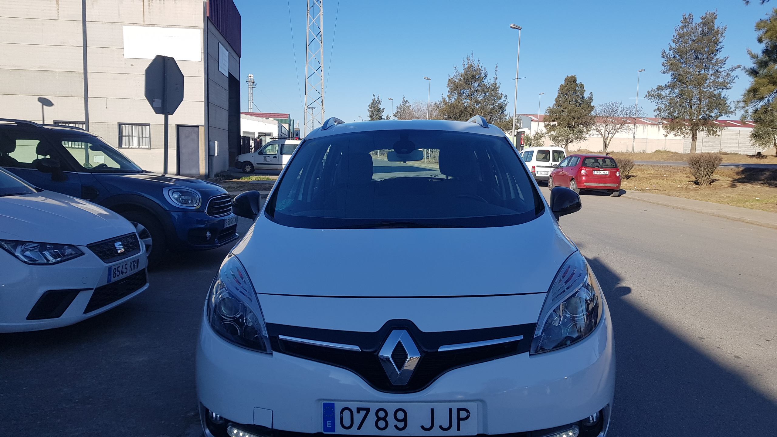 RENAULT Grand Scenic Selection Energy dCi 110 eco2 5p: Catálogo de AUTOMOVILES MORAUTO SL RENAULT Grand Scenic Selection Energy dCi 110 eco2 5p: Catálogo de AUTOMOVILES MORAUTO SL