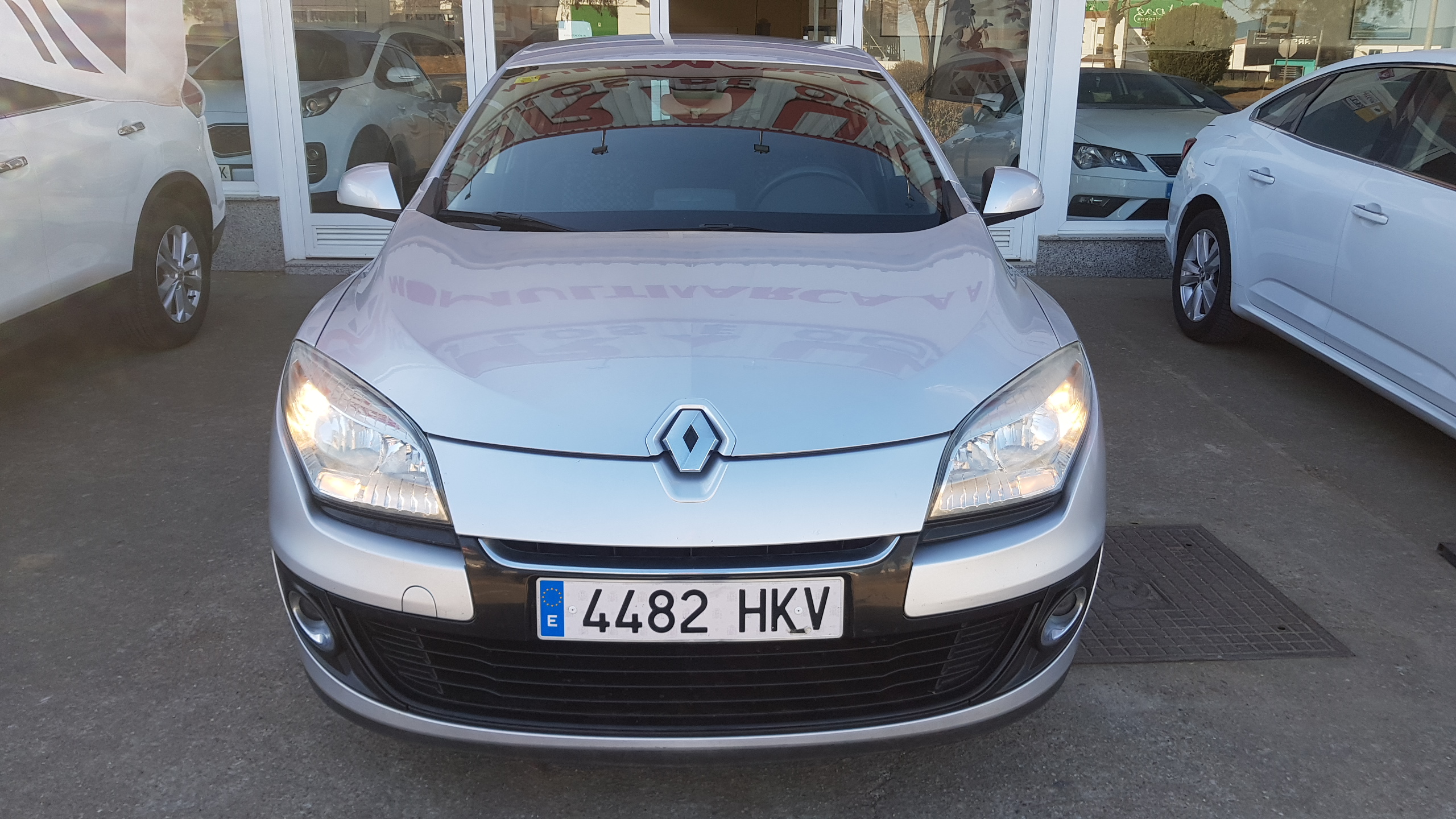 RENAULT Megane Sport Tourer Business dCi 90 eco2: Catálogo de AUTOMOVILES MORAUTO SL RENAULT Megane Sport Tourer Business dCi 90 eco2: Catálogo de AUTOMOVILES MORAUTO SL