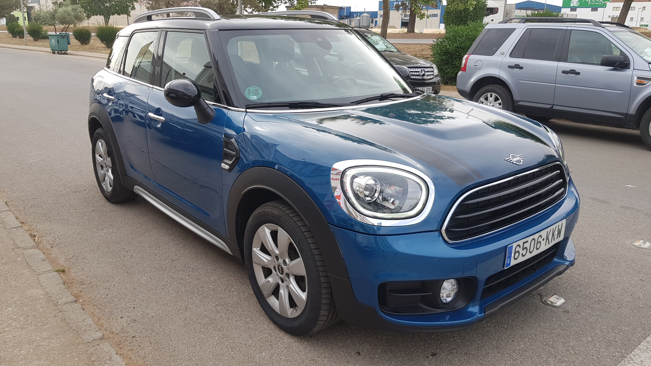 MINI Countryman Cooper D: Catálogo de AUTOMOVILES MORAUTO SL MINI Countryman Cooper D: Catálogo de AUTOMOVILES MORAUTO SL