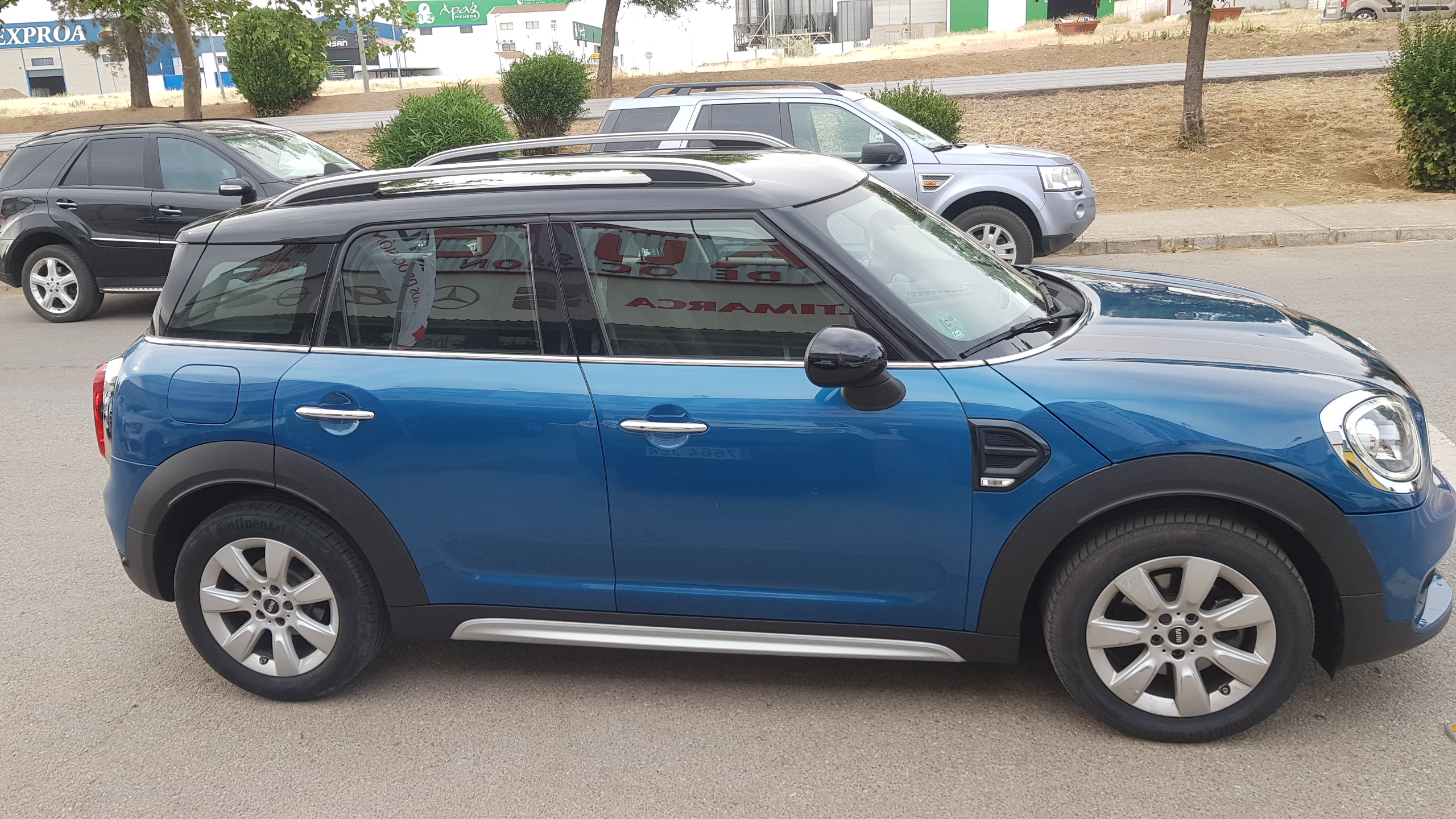 MINI Countryman Cooper D: Catálogo de AUTOMOVILES MORAUTO SL MINI Countryman Cooper D: Catálogo de AUTOMOVILES MORAUTO SL