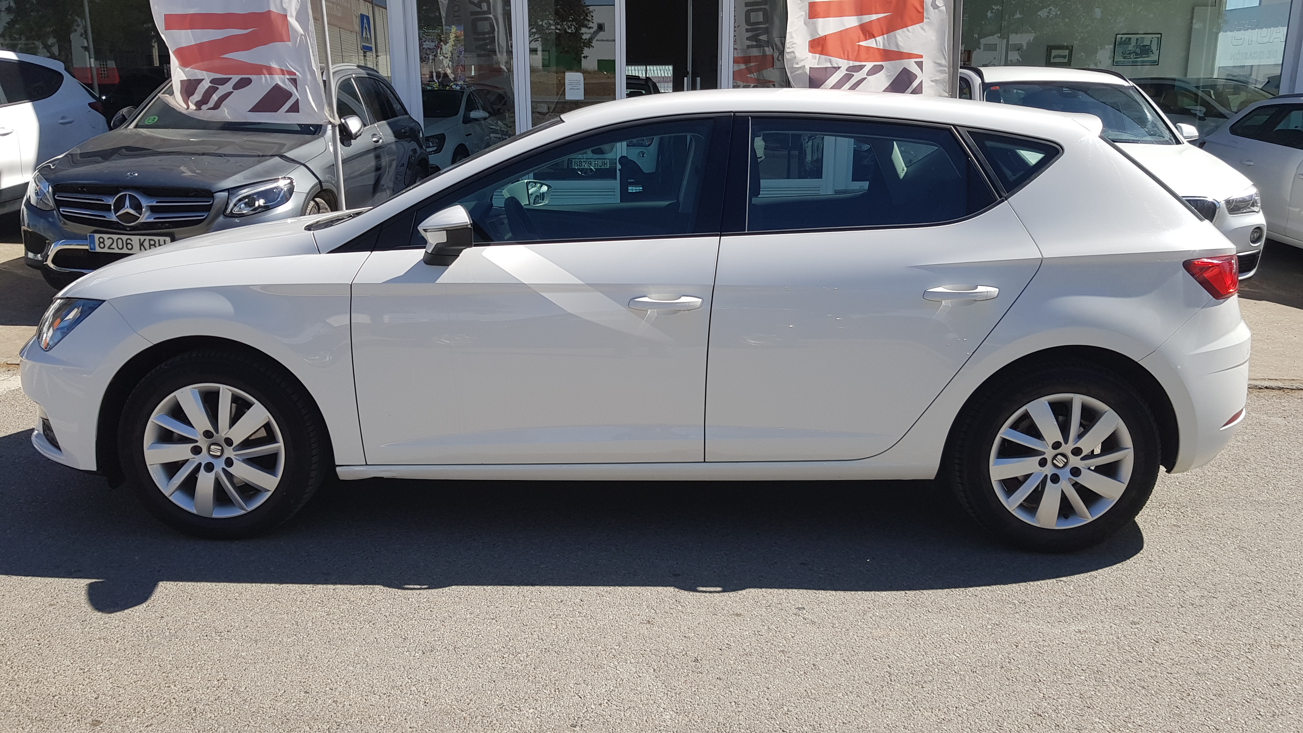 SEAT Leon 1.6 TDI 85kW StSp Reference Plus: Catálogo de AUTOMOVILES MORAUTO SL SEAT Leon 1.6 TDI 85kW StSp Reference Plus: Catálogo de AUTOMOVILES MORAUTO SL