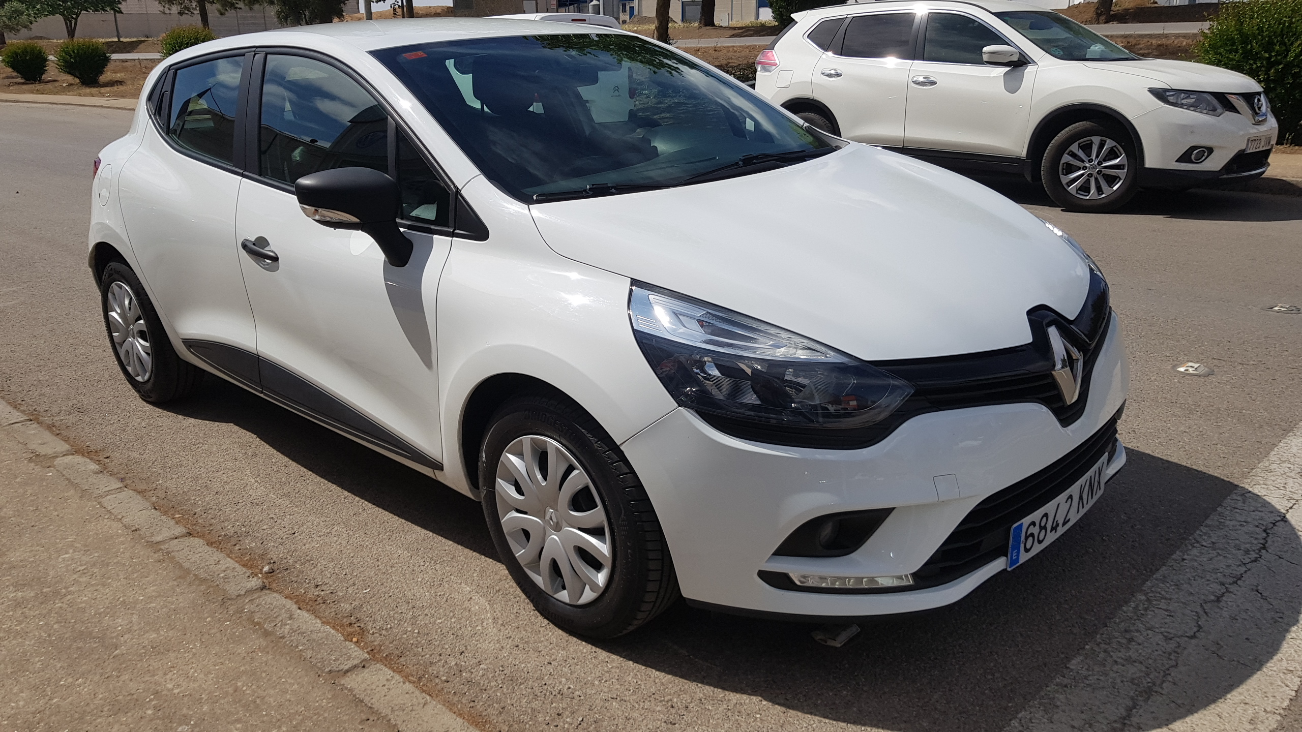 RENAULT Clio Business Energy dCi 55kW 75CV: Catálogo de AUTOMOVILES MORAUTO SL RENAULT Clio Business Energy dCi 55kW 75CV: Catálogo de AUTOMOVILES MORAUTO SL