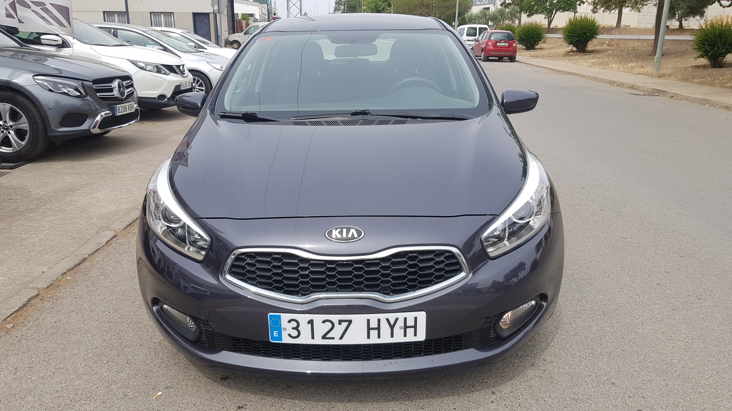 KIA ceed 1.4 CRDi WGT 90cv Concept: Catálogo de AUTOMOVILES MORAUTO SL KIA ceed 1.4 CRDi WGT 90cv Concept: Catálogo de AUTOMOVILES MORAUTO SL