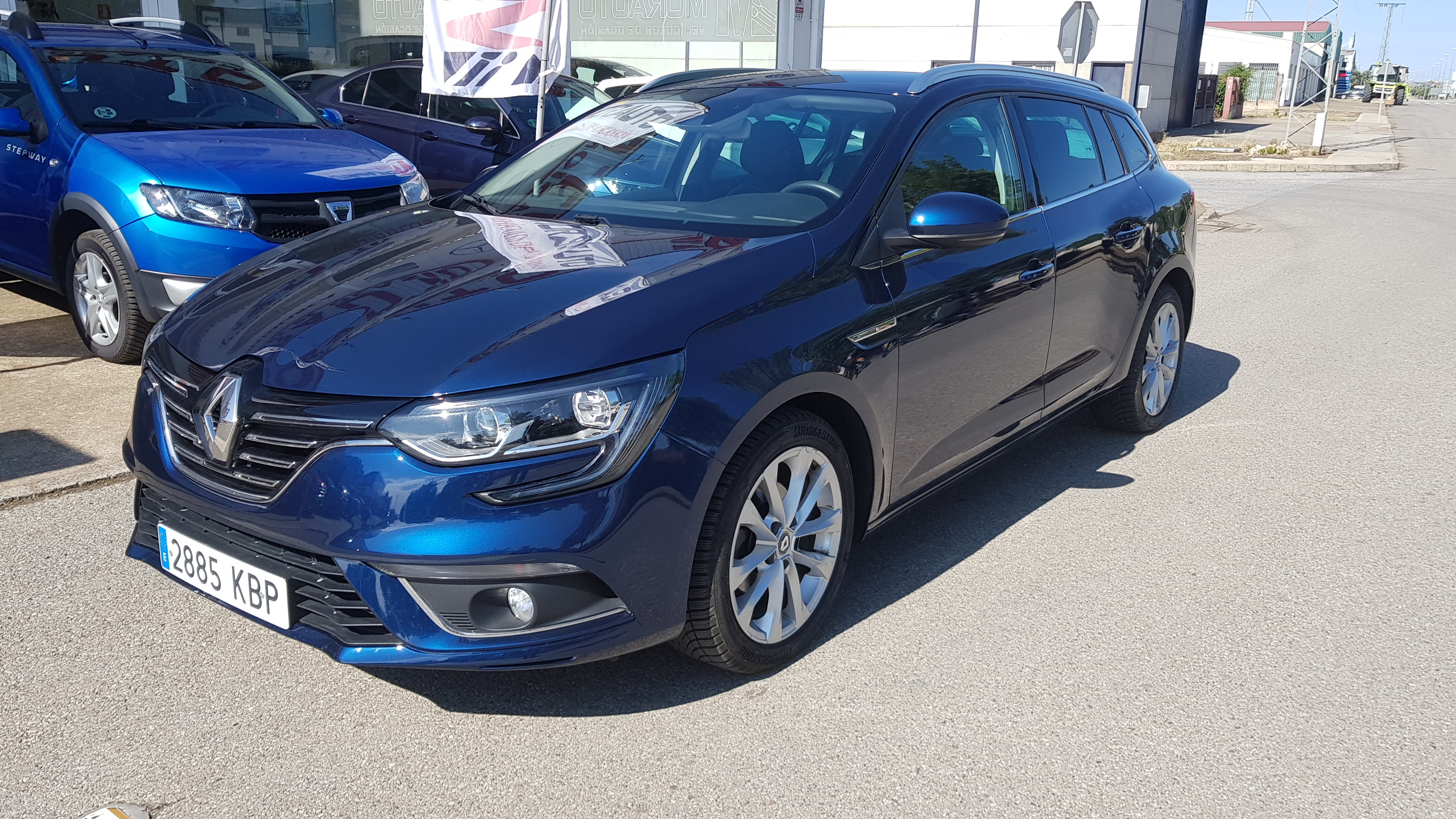RENAULT Megane Sp. Tourer Zen En. dCi 81kW 110CV: Catálogo de AUTOMOVILES MORAUTO SL RENAULT Megane Sp. Tourer Zen En. dCi 81kW 110CV: Catálogo de AUTOMOVILES MORAUTO SL