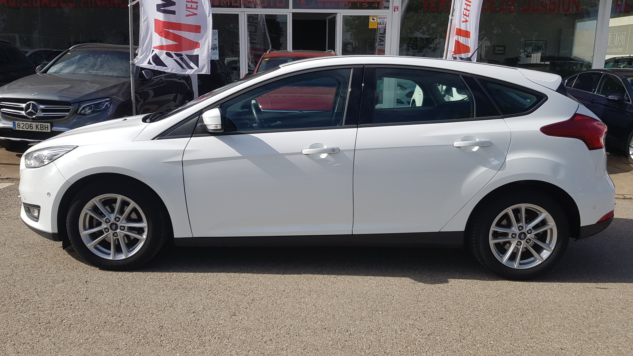 FORD Focus 1.5 TDCi 88kW Business: Catálogo de AUTOMOVILES MORAUTO SL FORD Focus 1.5 TDCi 88kW Business: Catálogo de AUTOMOVILES MORAUTO SL