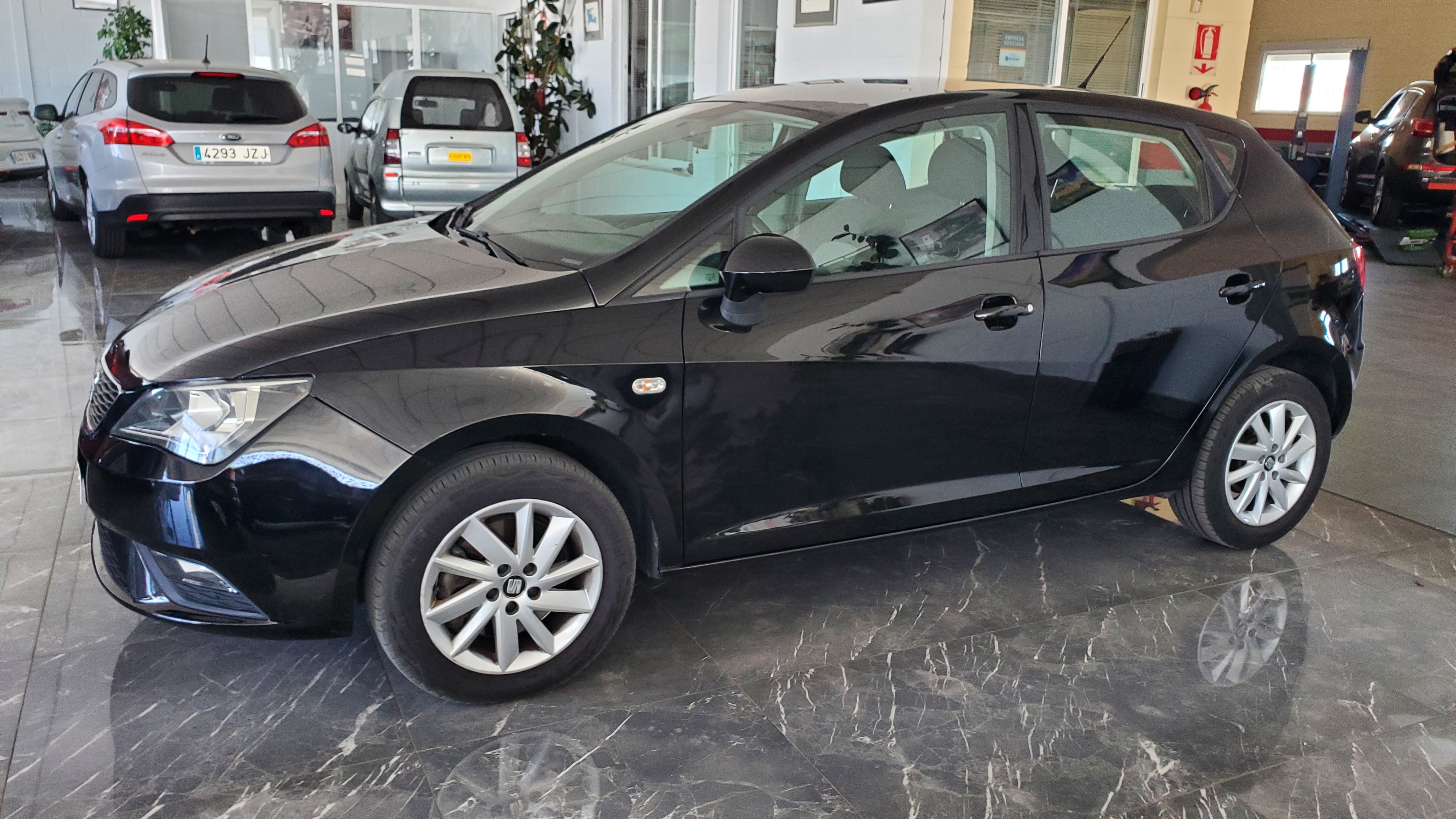 SEAT Ibiza 1.4 TDI 105cv Style: Catálogo de AUTOMOVILES MORAUTO SL SEAT Ibiza 1.4 TDI 105cv Style: Catálogo de AUTOMOVILES MORAUTO SL
