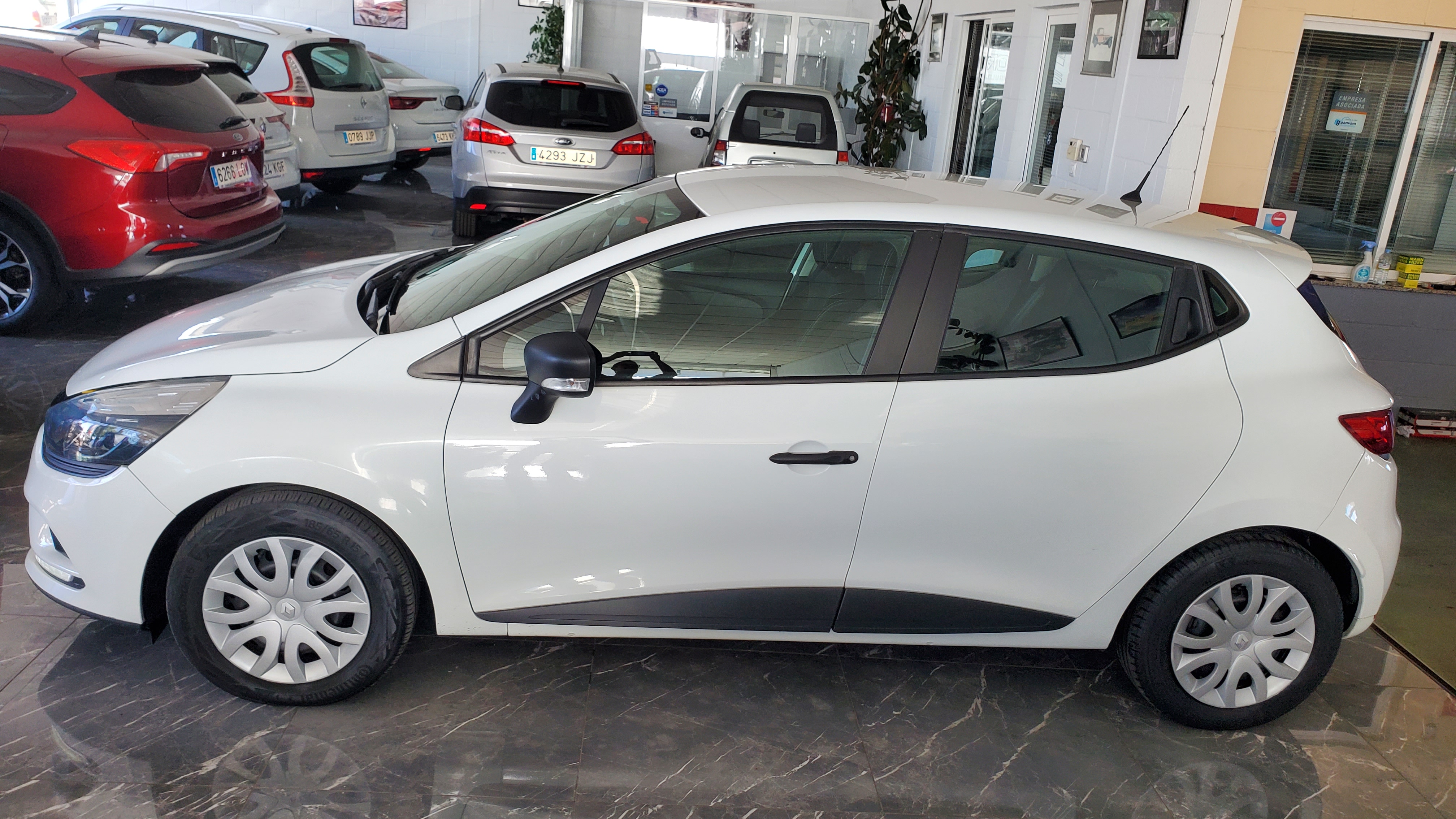 RENAULT Clio Business Energy dCi 66kW 90CV: Catálogo de AUTOMOVILES MORAUTO SL RENAULT Clio Business Energy dCi 66kW 90CV: Catálogo de AUTOMOVILES MORAUTO SL