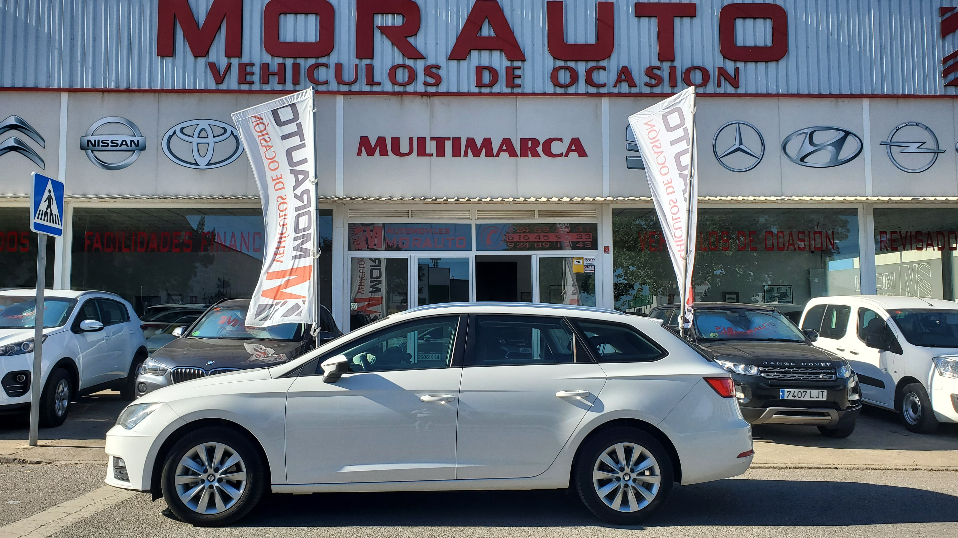 SEAT Leon ST 1.6 TDI 85kW 115CV StSp Style: Catálogo de AUTOMOVILES MORAUTO SL SEAT Leon ST 1.6 TDI 85kW 115CV StSp Style: Catálogo de AUTOMOVILES MORAUTO SL