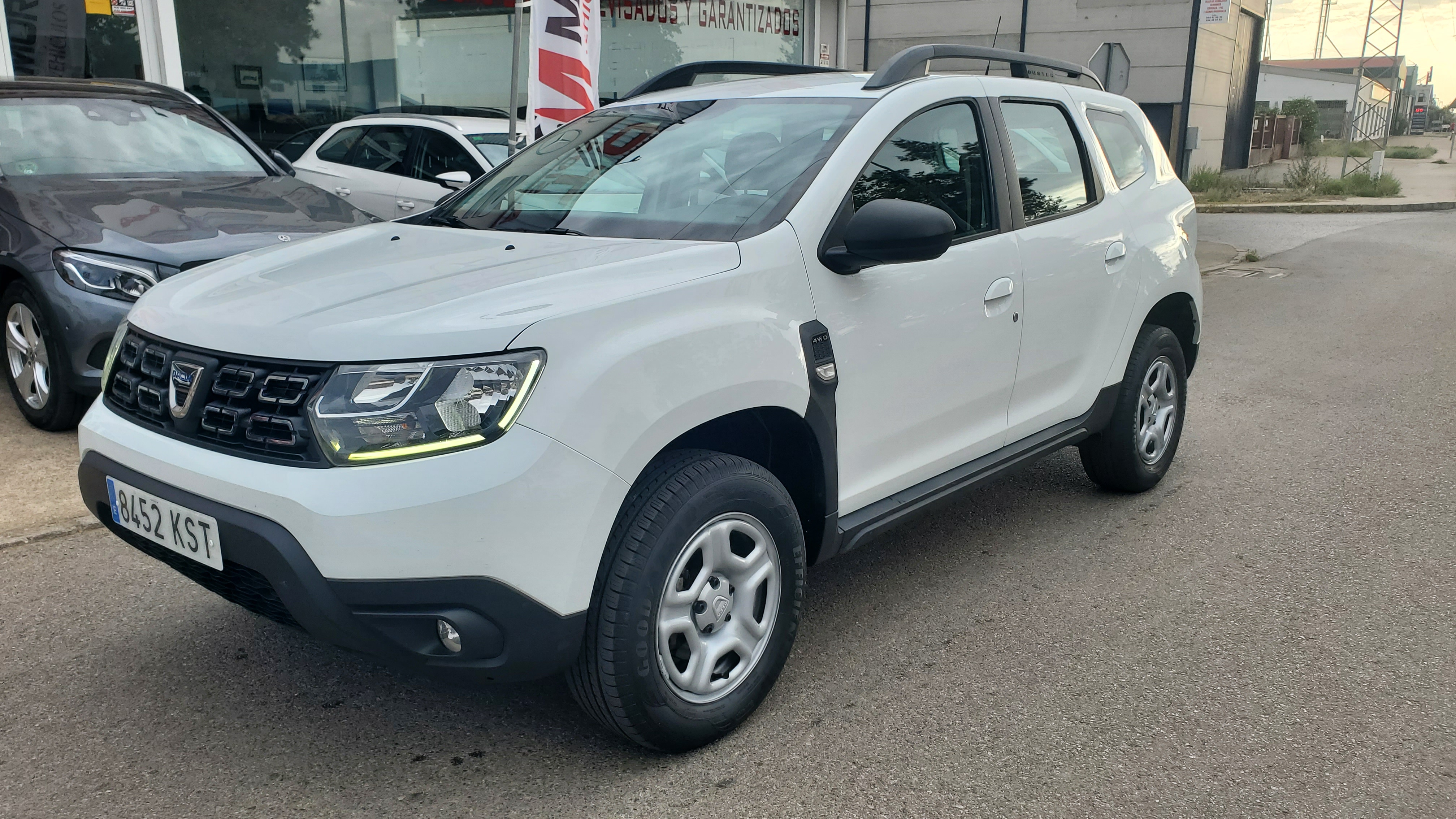 DACIA Duster Comfort Blue dCi 85kW 115CV 4X4: Catálogo de AUTOMOVILES MORAUTO SL DACIA Duster Comfort Blue dCi 85kW 115CV 4X4: Catálogo de AUTOMOVILES MORAUTO SL