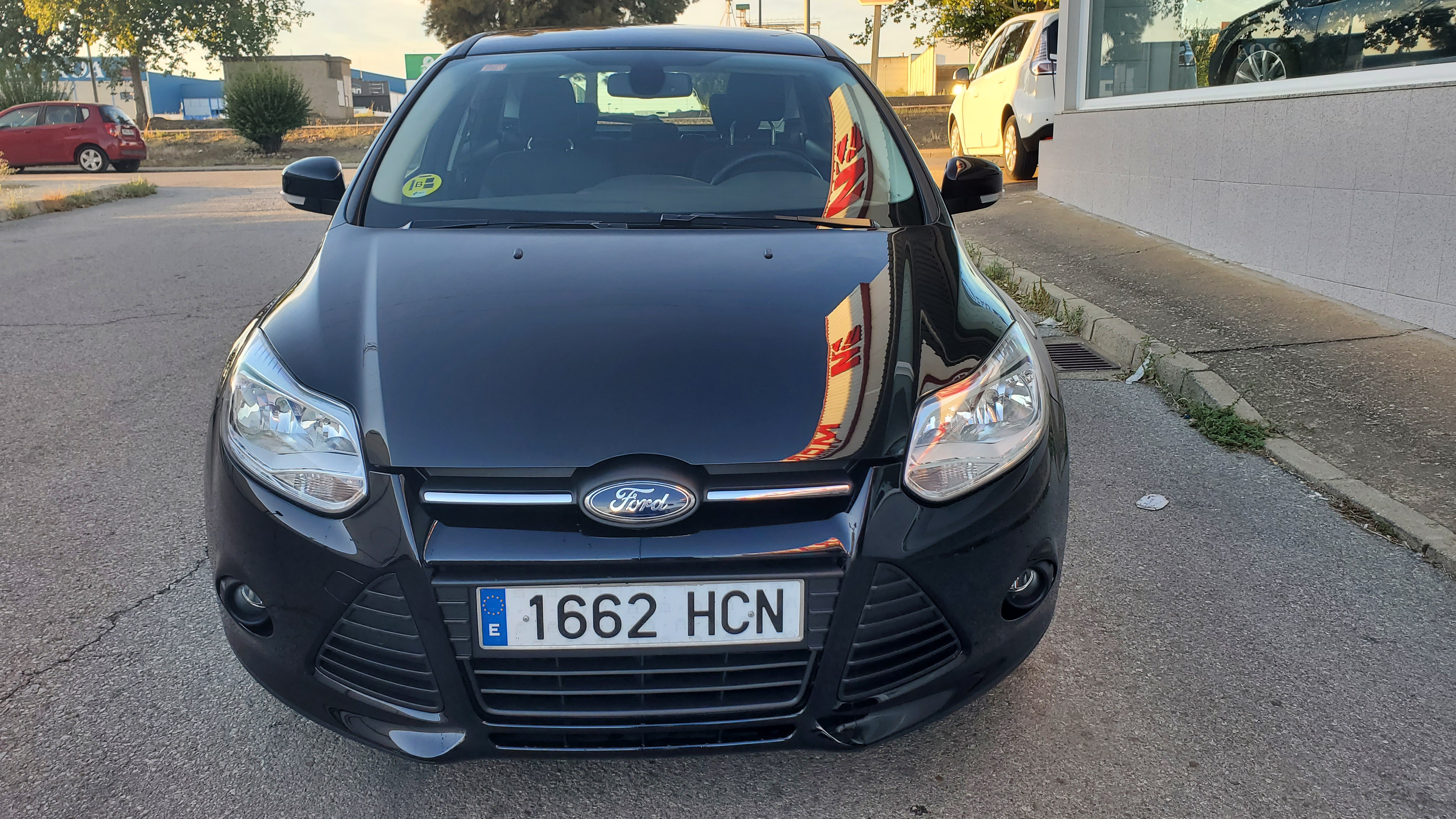 FORD Focus 1.6 TDCi 115cv Trend: Catálogo de AUTOMOVILES MORAUTO SL FORD Focus 1.6 TDCi 115cv Trend: Catálogo de AUTOMOVILES MORAUTO SL