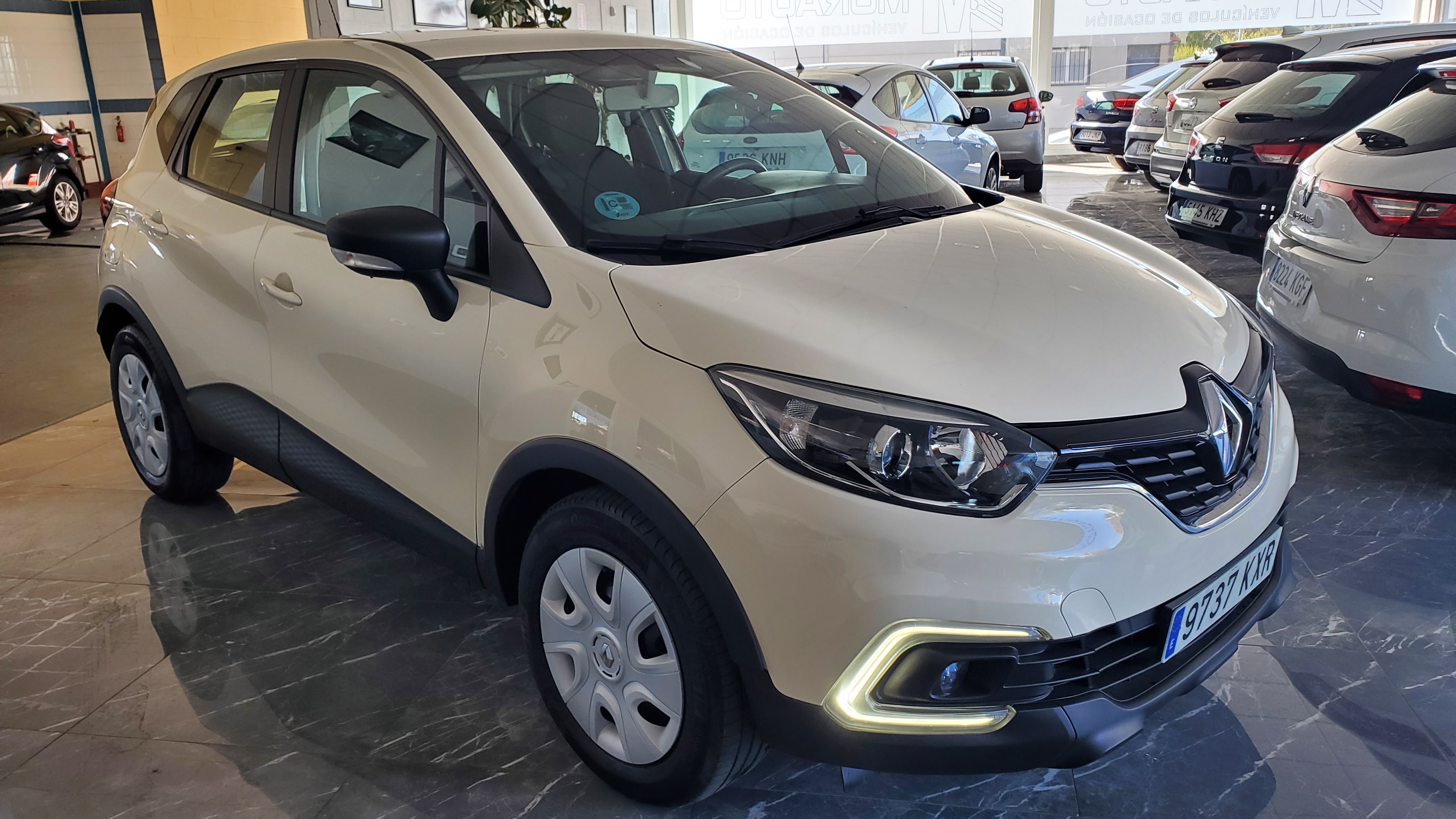 RENAULT Captur Life dCi 66kW 90CV: Catálogo de AUTOMOVILES MORAUTO SL RENAULT Captur Life dCi 66kW 90CV: Catálogo de AUTOMOVILES MORAUTO SL