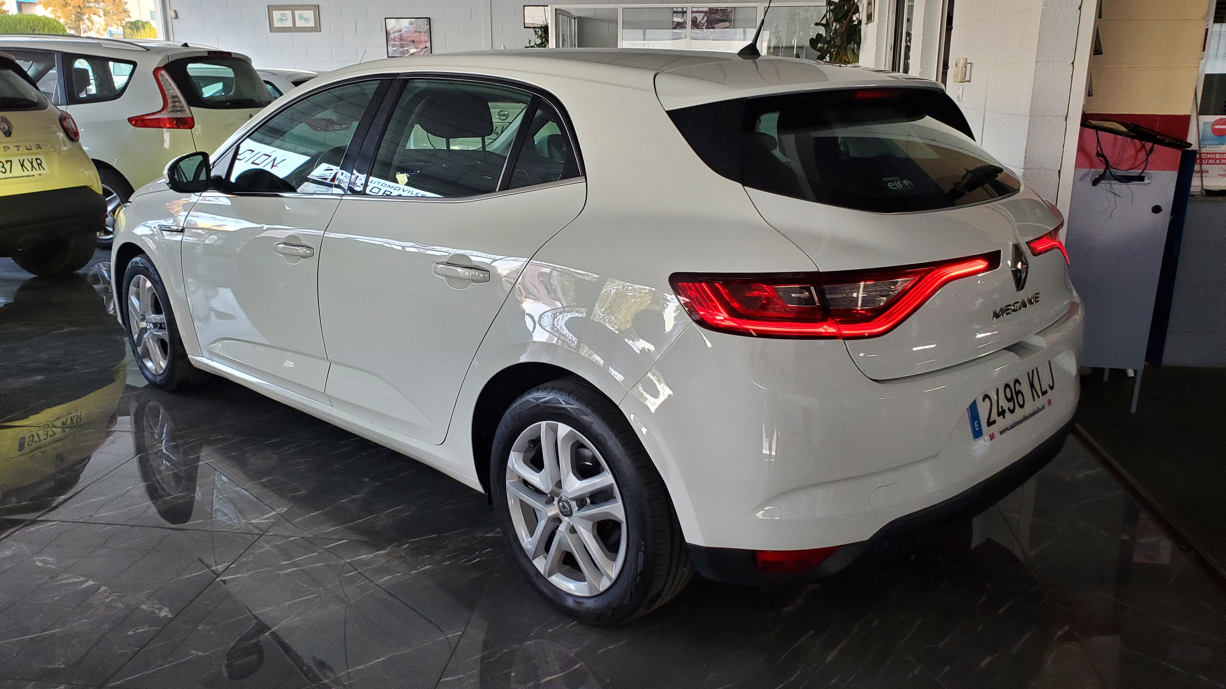 RENAULT Mégane Business Energy dCi 81kW 110CV: Catálogo de AUTOMOVILES MORAUTO SL RENAULT Mégane Business Energy dCi 81kW 110CV: Catálogo de AUTOMOVILES MORAUTO SL