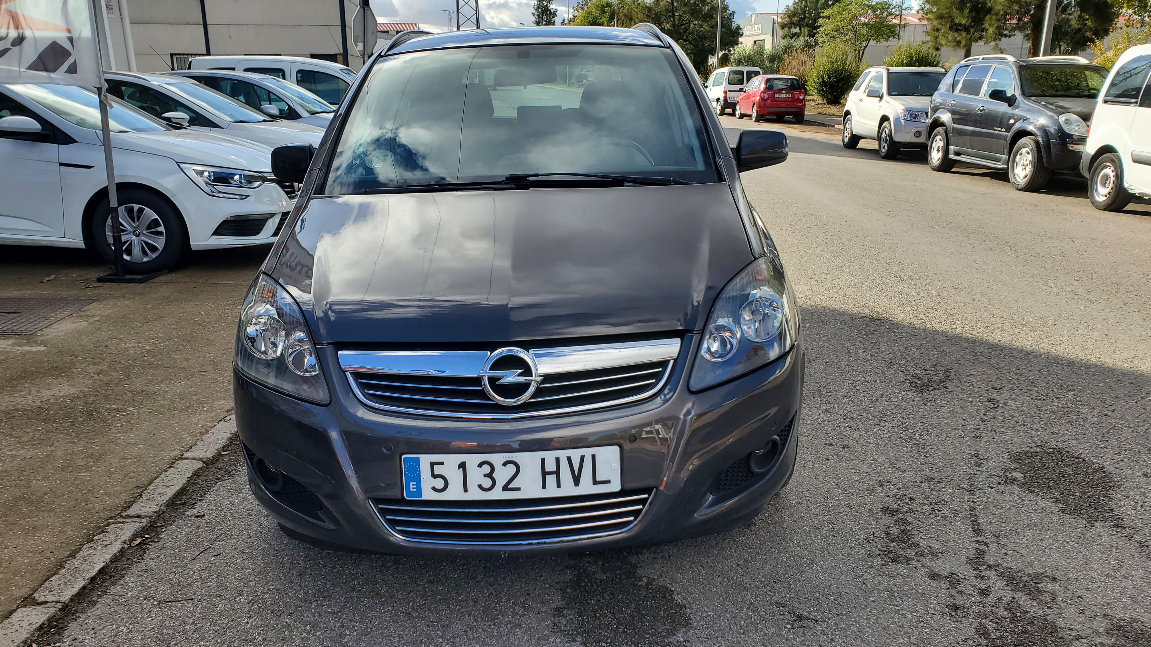 OPEL Zafira 1.7 CDTi 110 CV Family: Catálogo de AUTOMOVILES MORAUTO SL OPEL Zafira 1.7 CDTi 110 CV Family: Catálogo de AUTOMOVILES MORAUTO SL