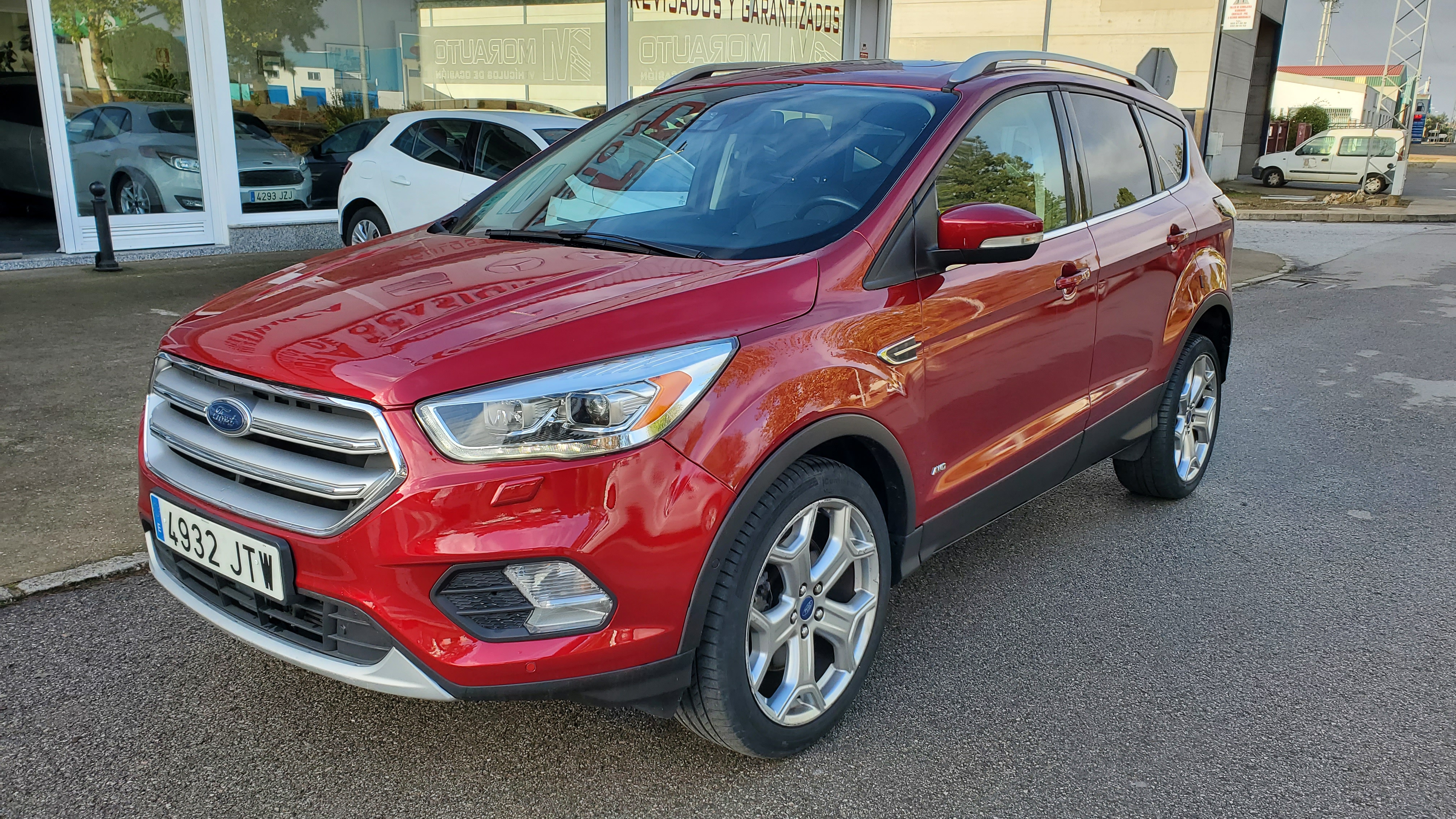 FORD Kuga 2.0 TDCi 132kW 4x4 ASS Vignale Powers.: Catálogo de AUTOMOVILES MORAUTO SL FORD Kuga 2.0 TDCi 132kW 4x4 ASS Vignale Powers.: Catálogo de AUTOMOVILES MORAUTO SL