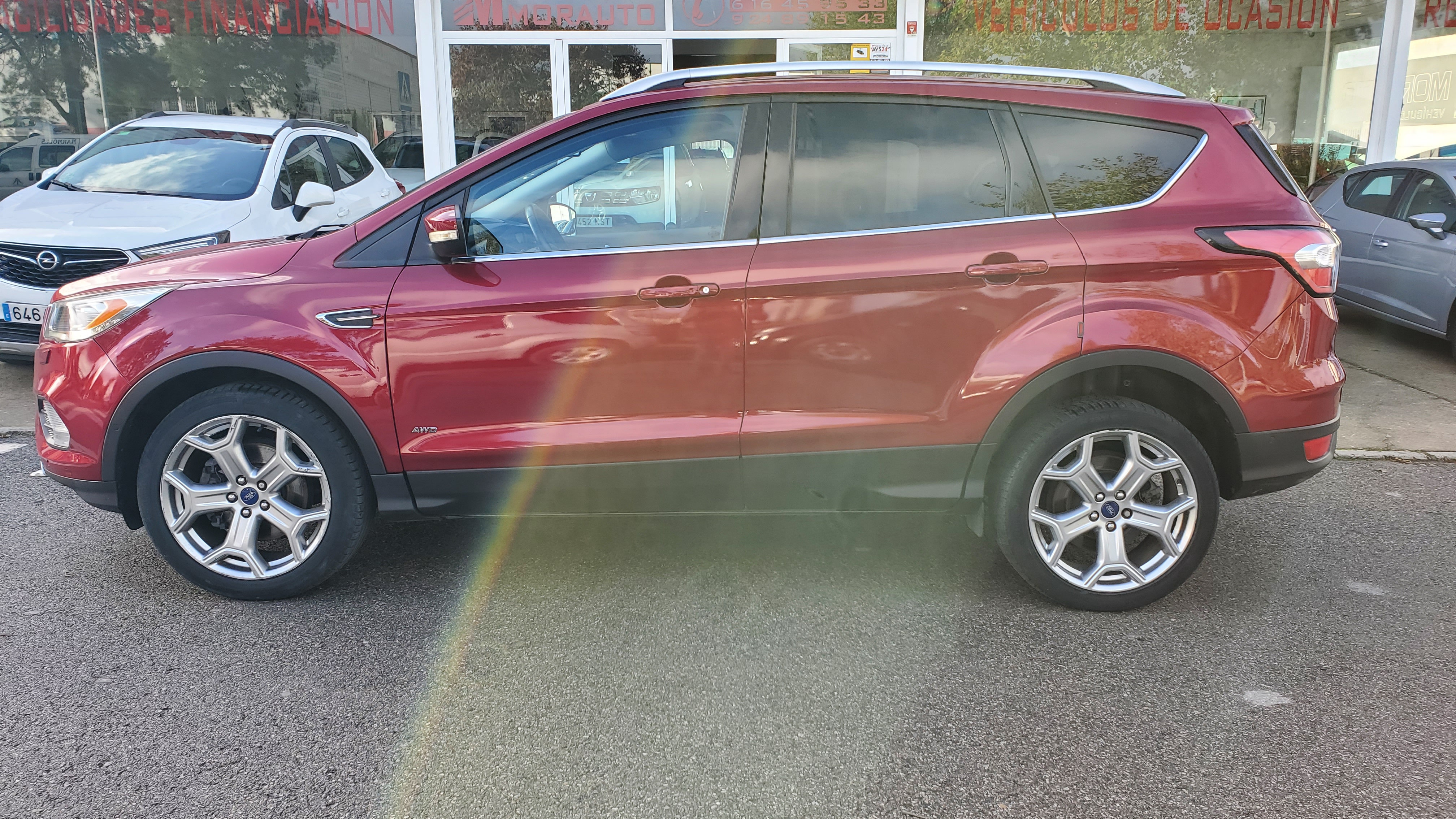 FORD Kuga 2.0 TDCi 132kW 4x4 ASS Vignale Powers.: Catálogo de AUTOMOVILES MORAUTO SL FORD Kuga 2.0 TDCi 132kW 4x4 ASS Vignale Powers.: Catálogo de AUTOMOVILES MORAUTO SL