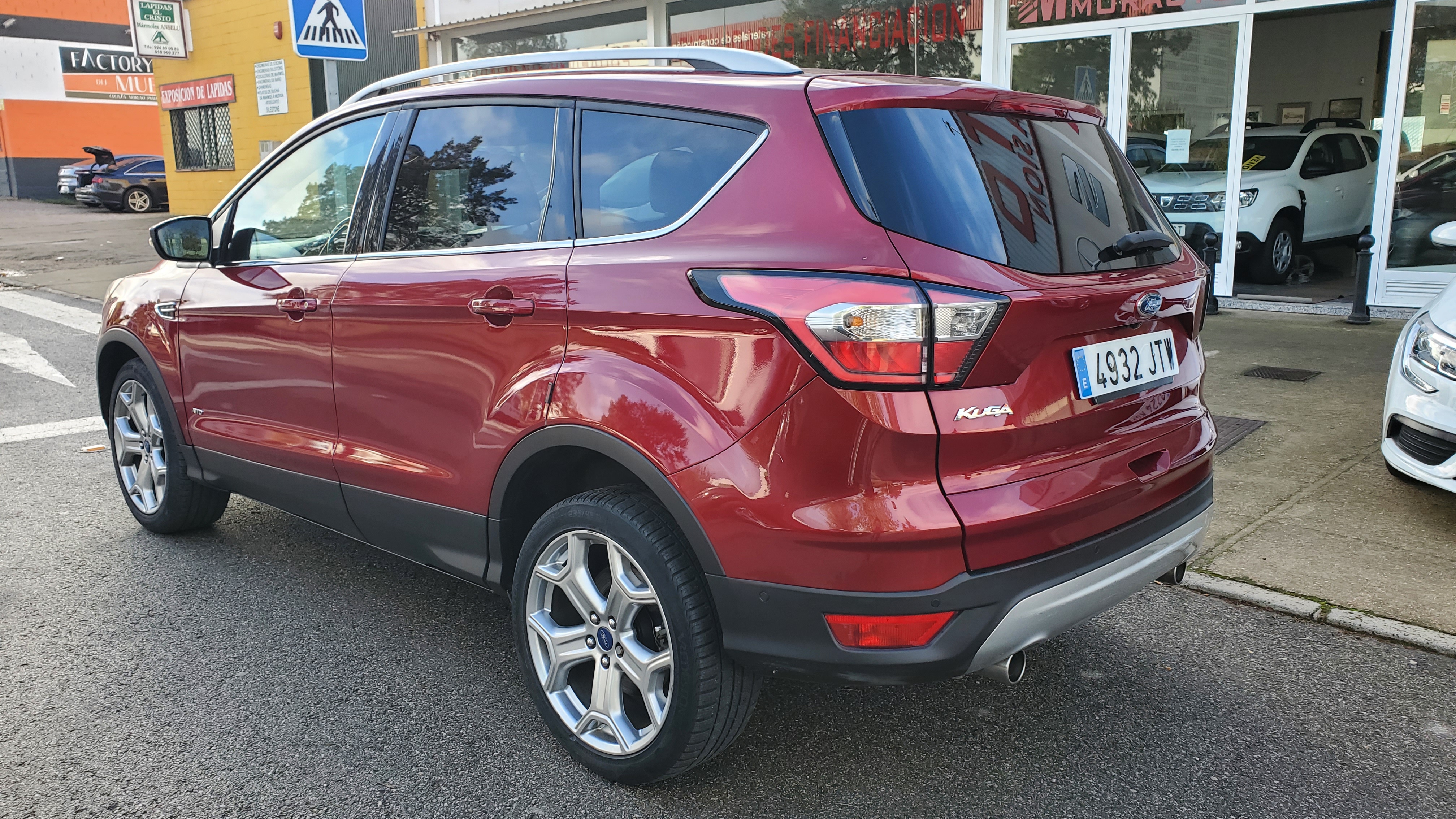FORD Kuga 2.0 TDCi 132kW 4x4 ASS Vignale Powers.: Catálogo de AUTOMOVILES MORAUTO SL FORD Kuga 2.0 TDCi 132kW 4x4 ASS Vignale Powers.: Catálogo de AUTOMOVILES MORAUTO SL