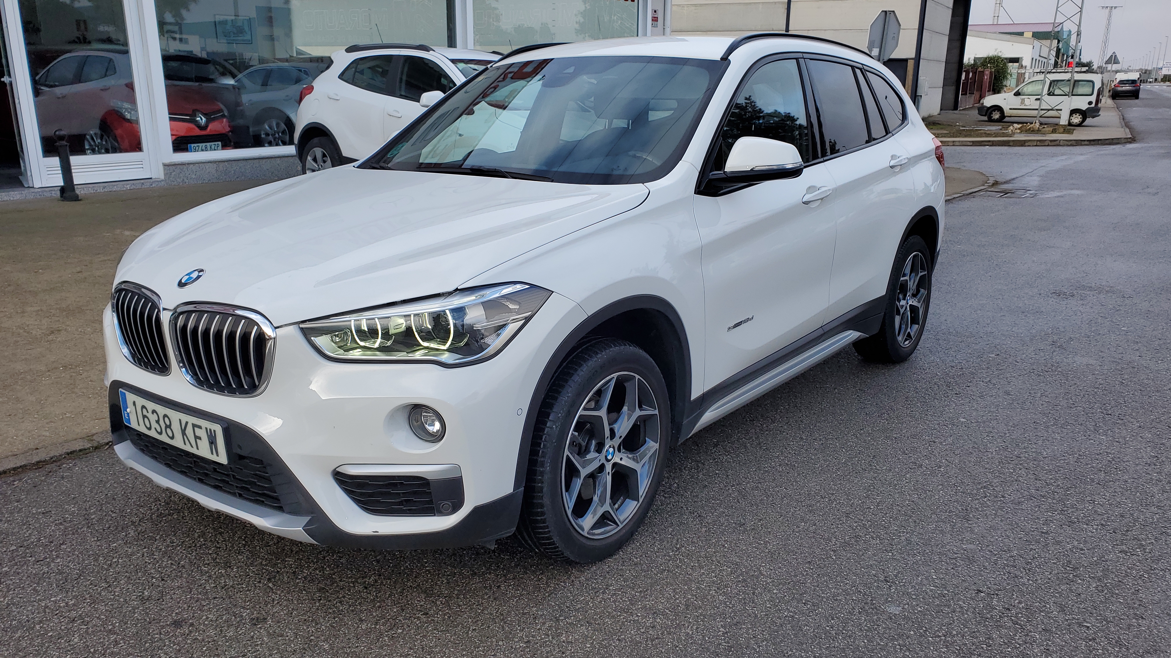 BMW X1 sDrive18d Business: Catálogo de AUTOMOVILES MORAUTO SL BMW X1 sDrive18d Business: Catálogo de AUTOMOVILES MORAUTO SL