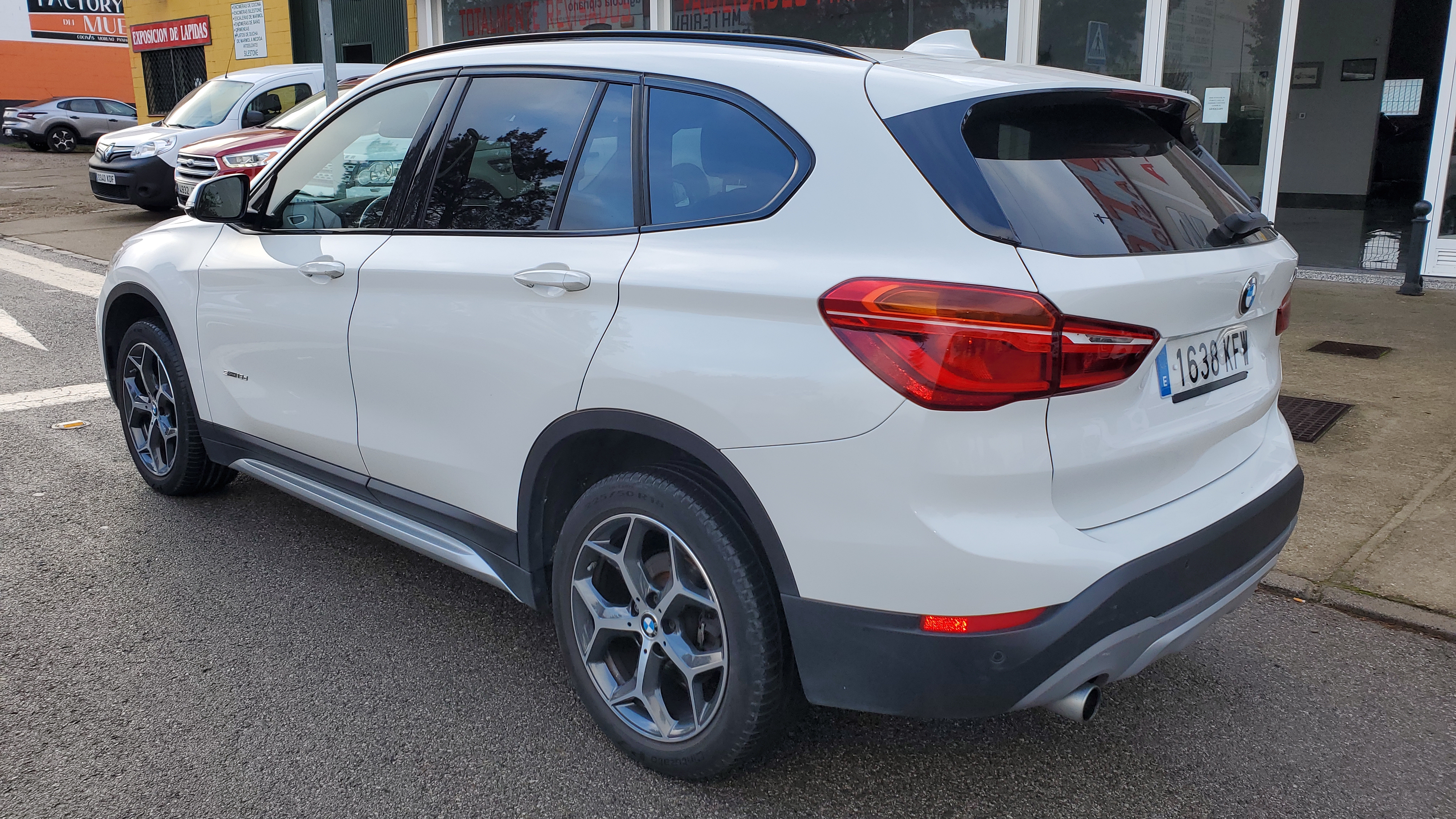 BMW X1 sDrive18d Business: Catálogo de AUTOMOVILES MORAUTO SL BMW X1 sDrive18d Business: Catálogo de AUTOMOVILES MORAUTO SL