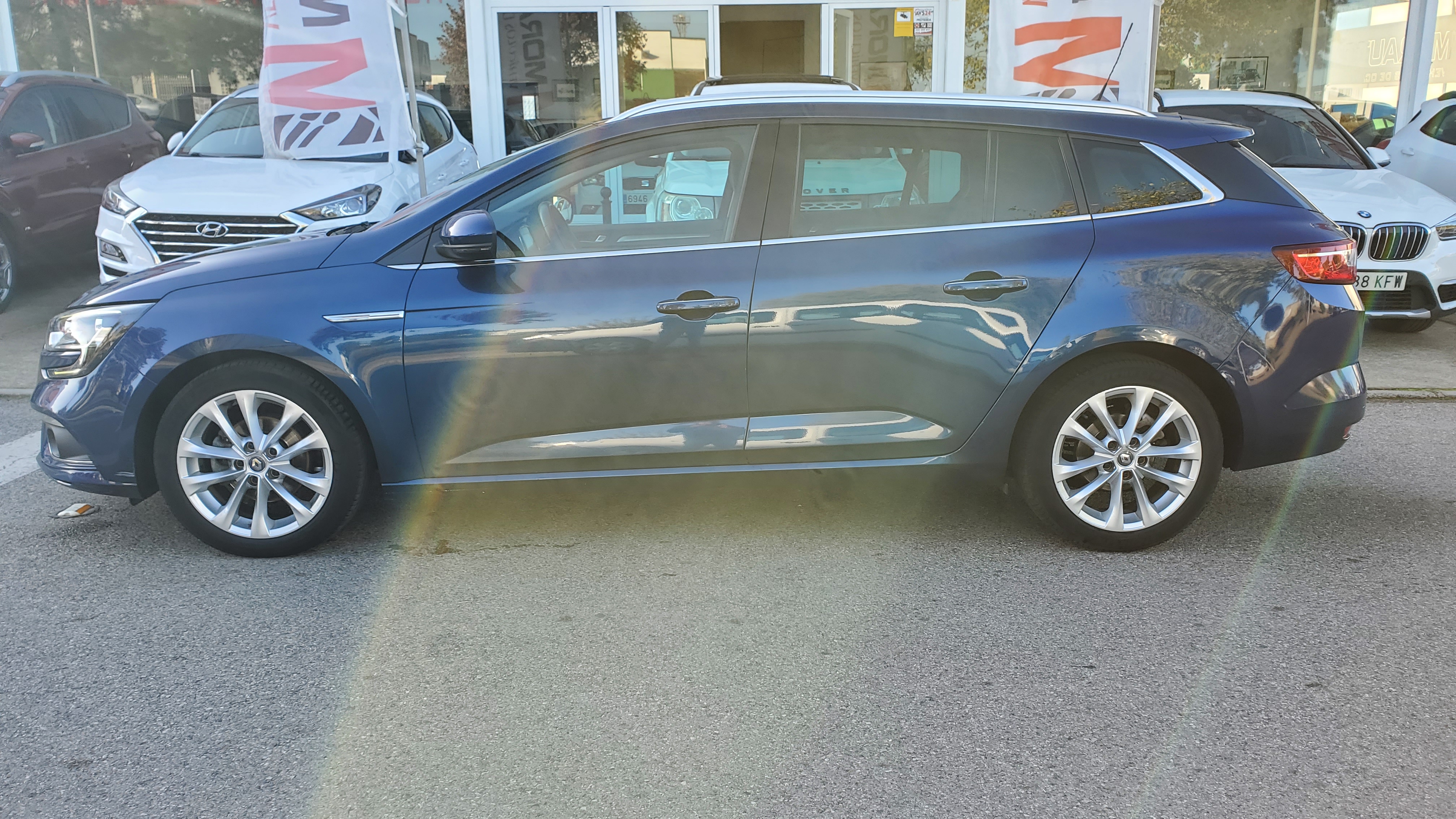 RENAULT Mégane Sp. Tourer Zen En. dCi 81kW 110CV: Catálogo de AUTOMOVILES MORAUTO SL RENAULT Mégane Sp. Tourer Zen En. dCi 81kW 110CV: Catálogo de AUTOMOVILES MORAUTO SL