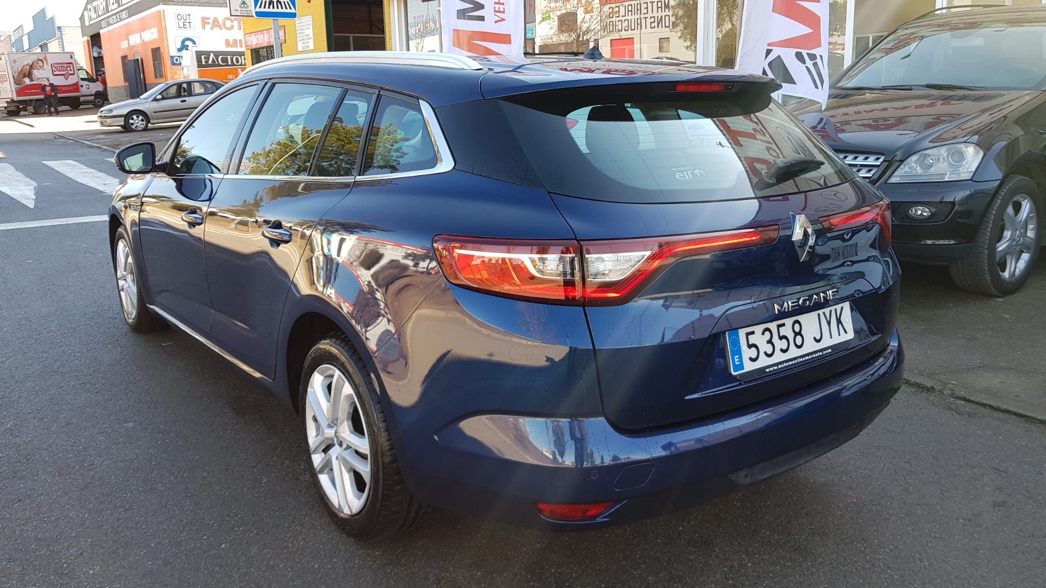 Renault Mégane S.t. 1.5dci En. Business S&s 110: Catálogo de AUTOMOVILES MORAUTO SL Renault Mégane S.t. 1.5dci En. Business S&s 110: Catálogo de AUTOMOVILES MORAUTO SL