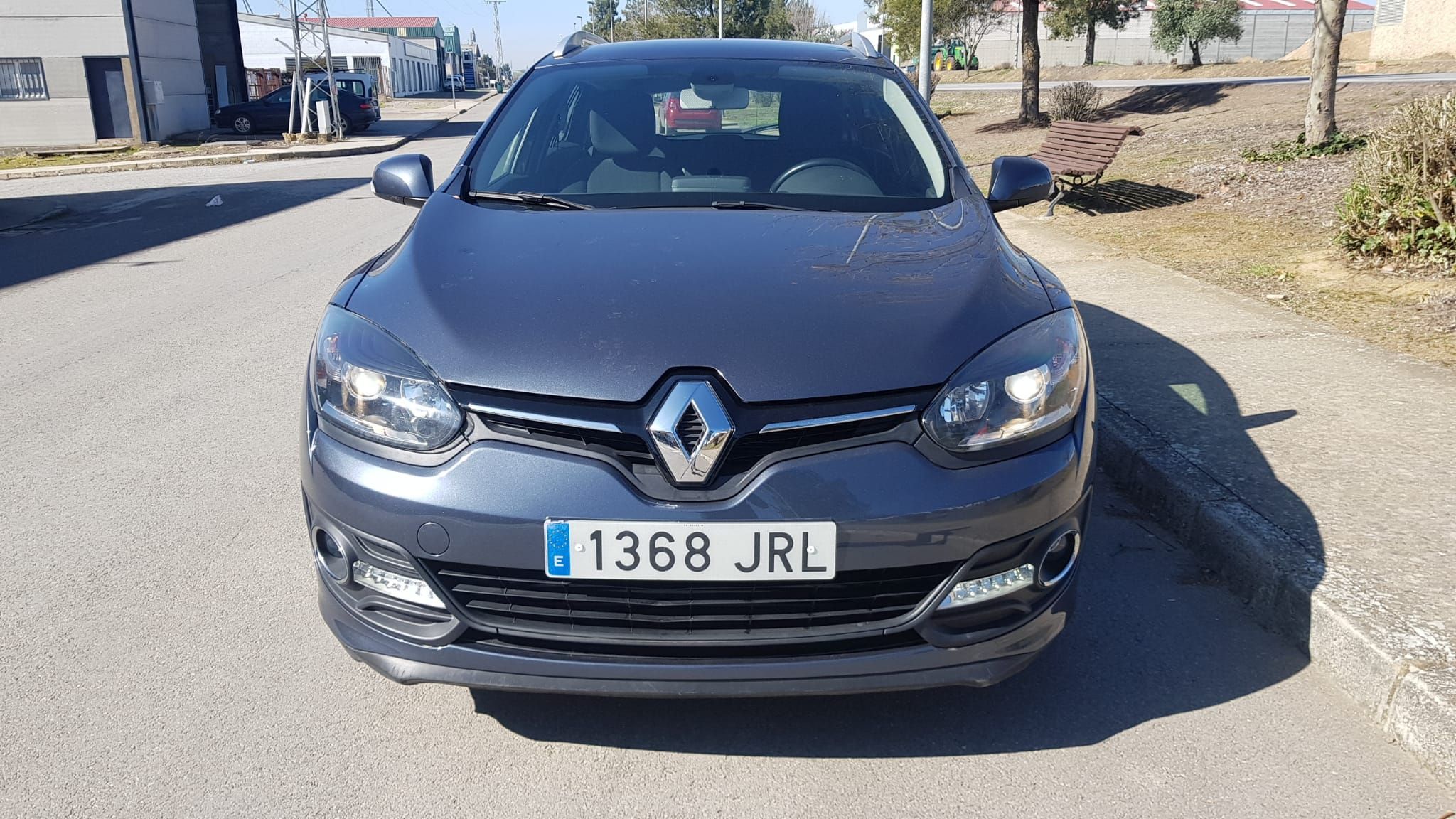 Renault Mégane S.t. 1.5dci Energy Business 81kw: Catálogo de AUTOMOVILES MORAUTO SL Renault Mégane S.t. 1.5dci Energy Business 81kw: Catálogo de AUTOMOVILES MORAUTO SL