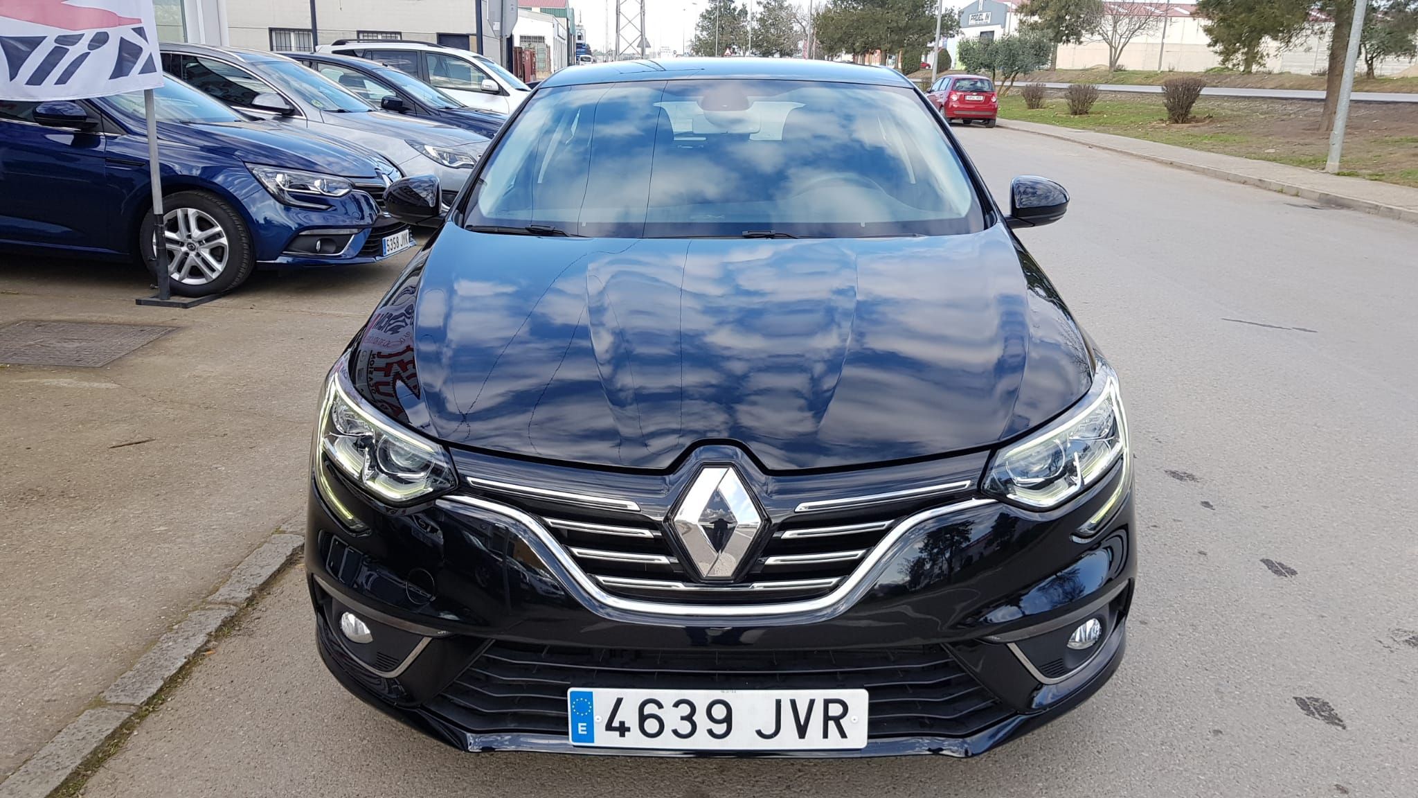 Renault Mégane 1.5dci Energy Business 81kw: Catálogo de AUTOMOVILES MORAUTO SL Renault Mégane 1.5dci Energy Business 81kw: Catálogo de AUTOMOVILES MORAUTO SL