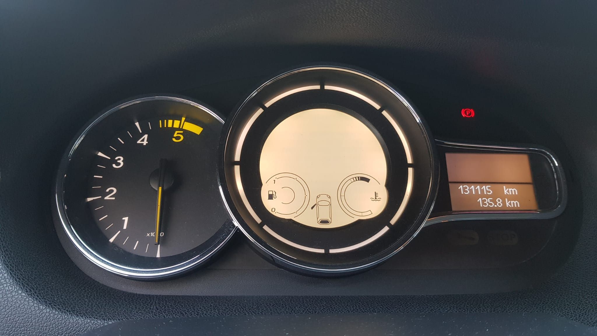 Renault Mégane S.t. 1.5dci Energy Business 81kw: Catálogo de AUTOMOVILES MORAUTO SL Renault Mégane S.t. 1.5dci Energy Business 81kw: Catálogo de AUTOMOVILES MORAUTO SL