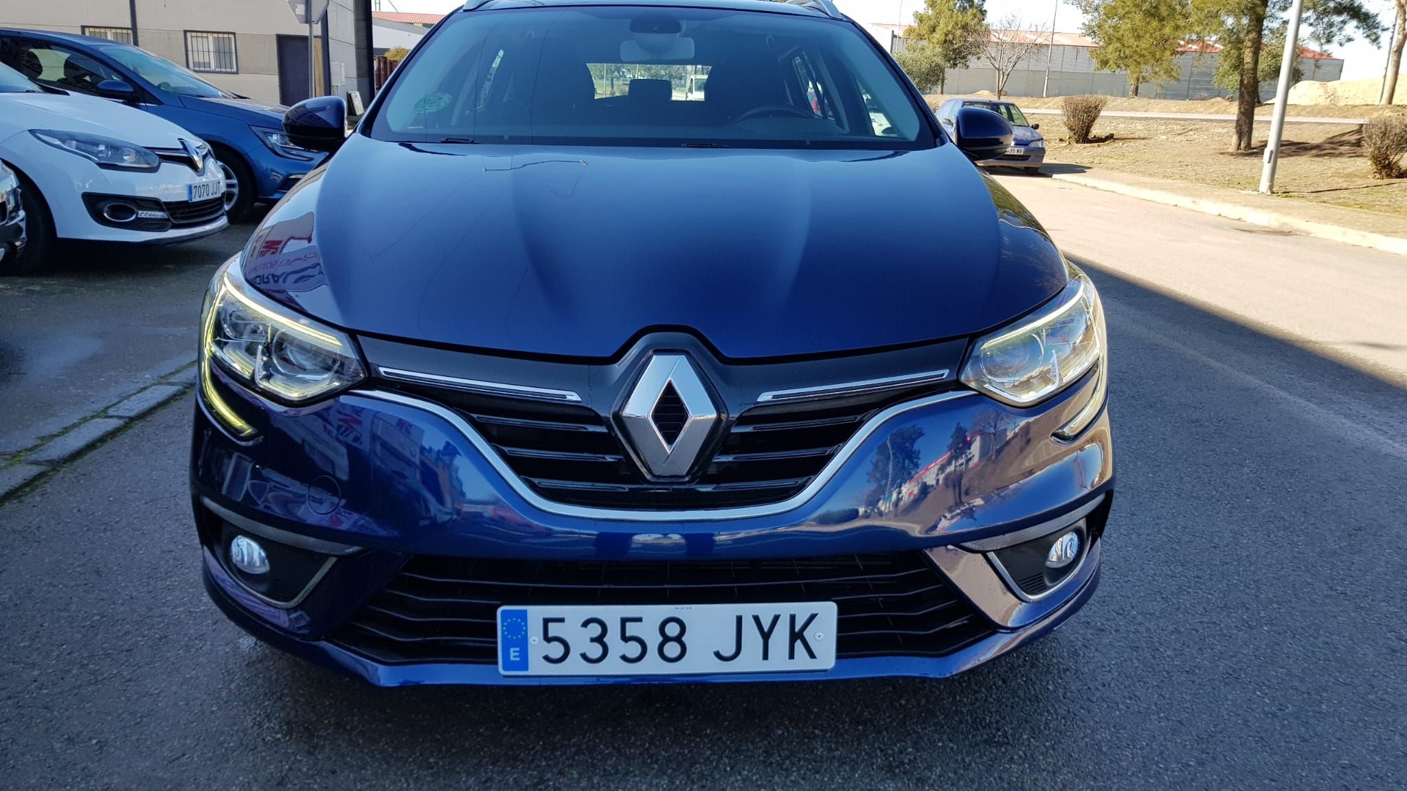 Renault Mégane S.t. 1.5dci En. Business S&s 110: Catálogo de AUTOMOVILES MORAUTO SL Renault Mégane S.t. 1.5dci En. Business S&s 110: Catálogo de AUTOMOVILES MORAUTO SL