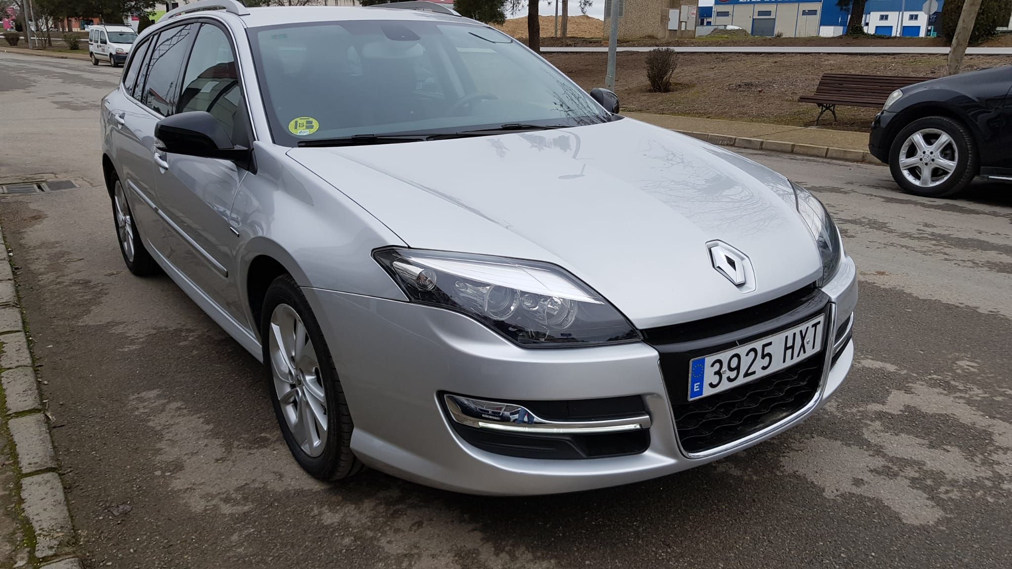 Renault Laguna G.t. 2.0dci Energy Limited 130: Catálogo de AUTOMOVILES MORAUTO SL Renault Laguna G.t. 2.0dci Energy Limited 130: Catálogo de AUTOMOVILES MORAUTO SL