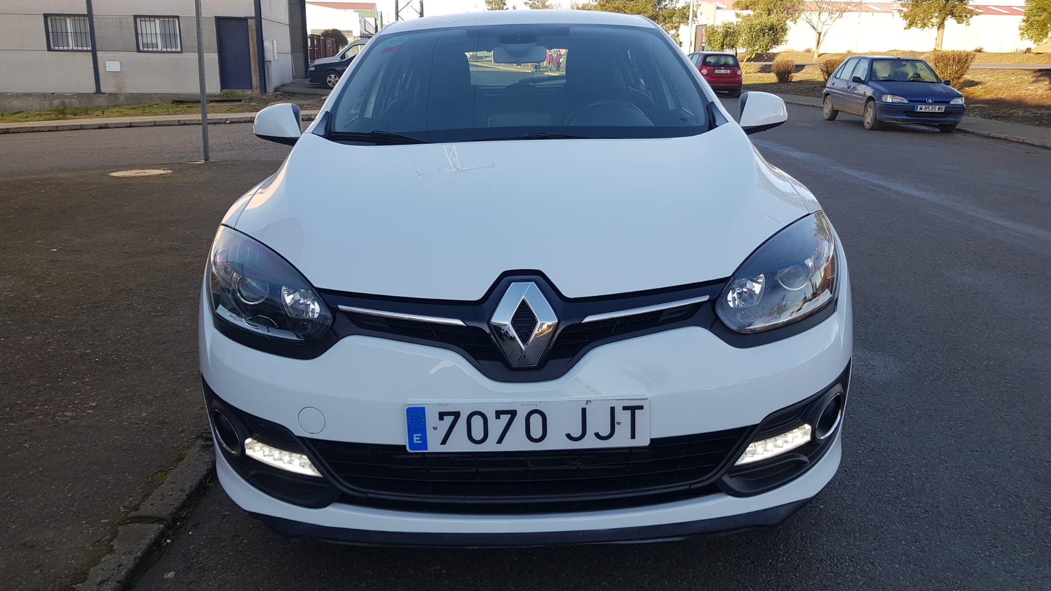 Renault Mégane 1.5dci Energy Business 81kw: Catálogo de AUTOMOVILES MORAUTO SL Renault Mégane 1.5dci Energy Business 81kw: Catálogo de AUTOMOVILES MORAUTO SL