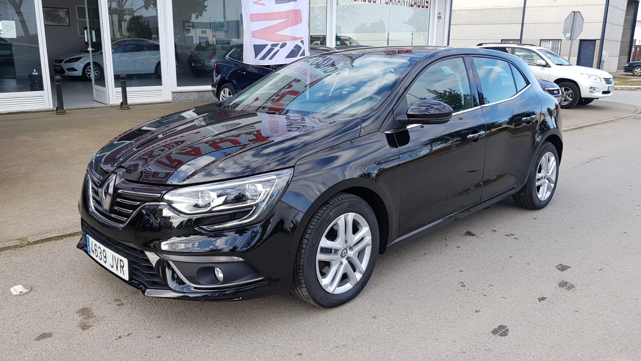 Renault Mégane 1.5dci Energy Business 81kw: Catálogo de AUTOMOVILES MORAUTO SL Renault Mégane 1.5dci Energy Business 81kw: Catálogo de AUTOMOVILES MORAUTO SL
