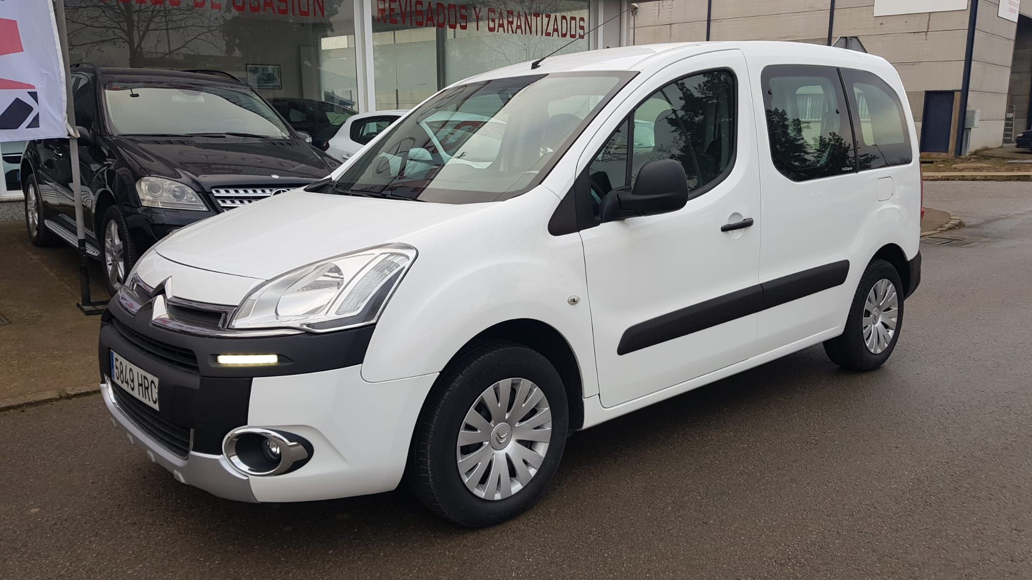 Citroen Berlingo Multispace 1.6hdi Tonic 75: Catálogo de AUTOMOVILES MORAUTO SL Citroen Berlingo Multispace 1.6hdi Tonic 75: Catálogo de AUTOMOVILES MORAUTO SL