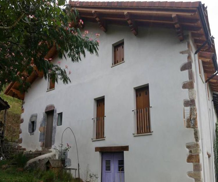 Rehabilitación de cubiertas y fachadas en Navarra - Después