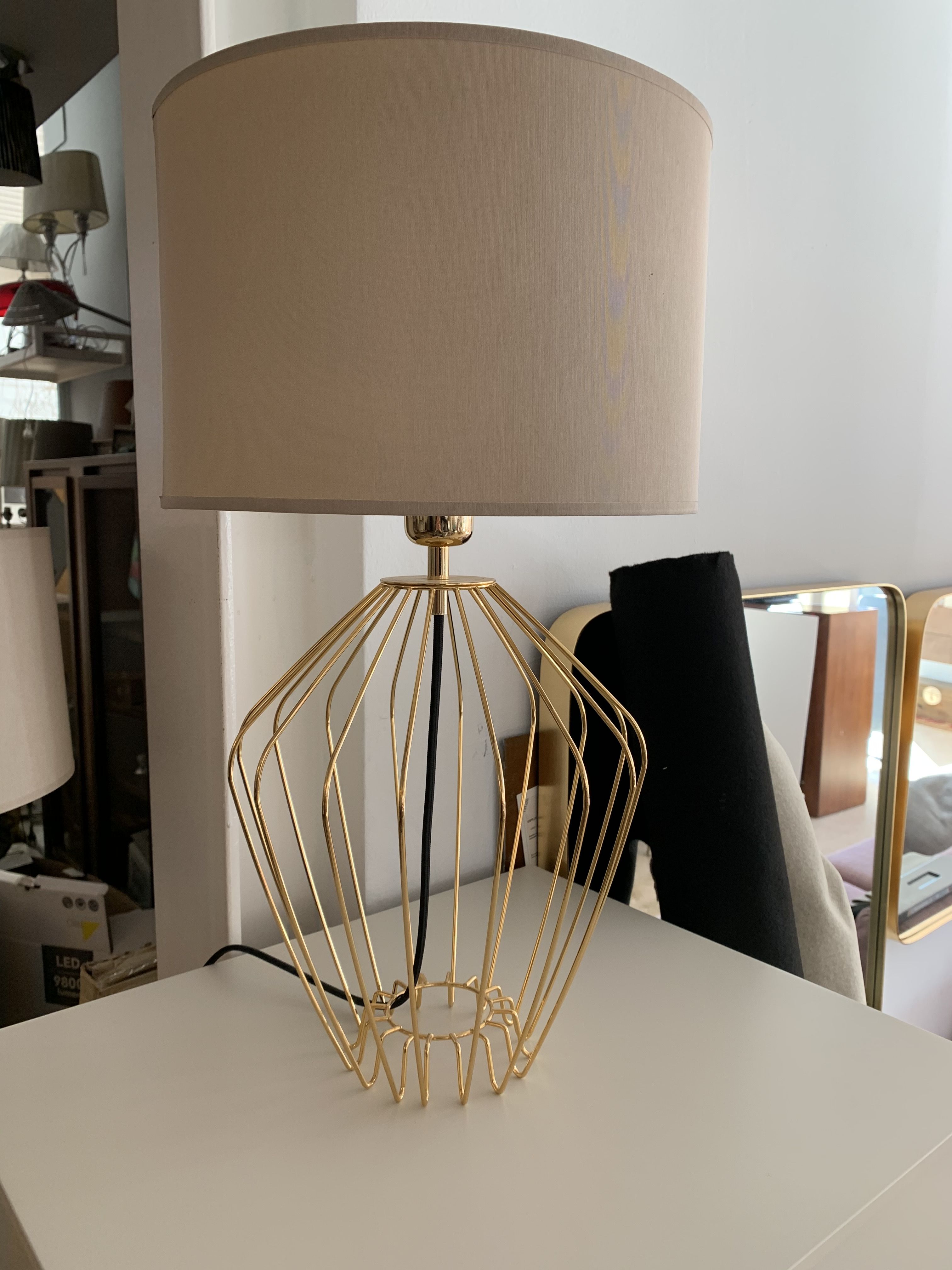 Iluminación: Productos y Servicios de Muebles Teófilo Iluminación: Productos y Servicios de Muebles Teófilo