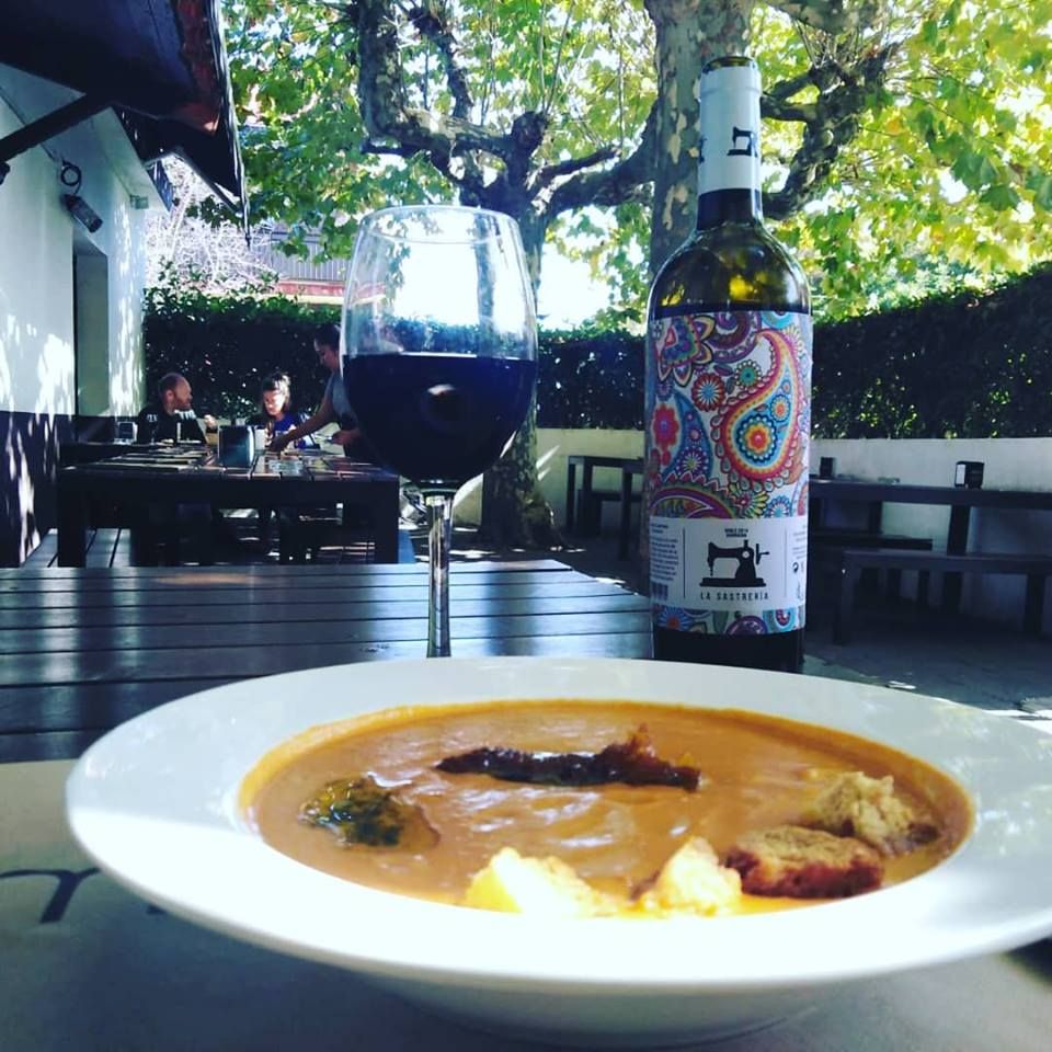 Vinos: Carta y menús de Asador Miralles Vinos: Carta y menús de Asador Miralles