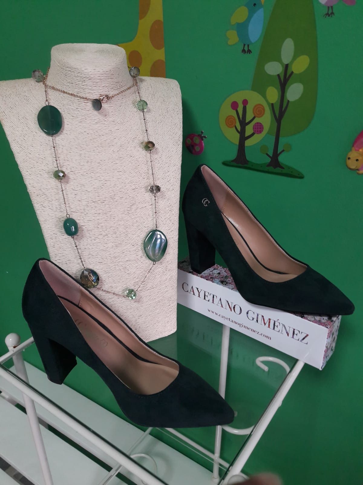 Zapatos de salón: Calzado y complementos de Zapatería Ana García Zapatos de salón: Calzado y complementos de Zapatería Ana García