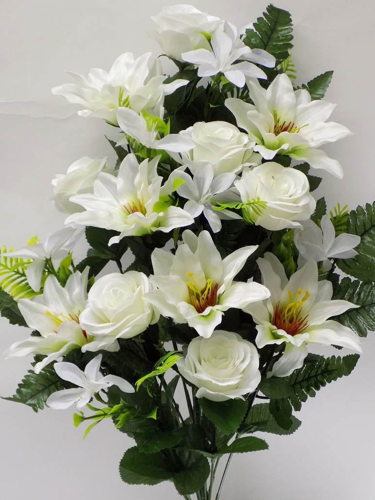 RAMO ENCARADO ROSAS+DAHLIA (60CM)/ CREMA REF: 40123 BL PRECIO: 5,50€ RAMO ENCARADO ROSAS+DAHLIA (60CM)/ CREMA REF: 40123 BL PRECIO: 5,50€
