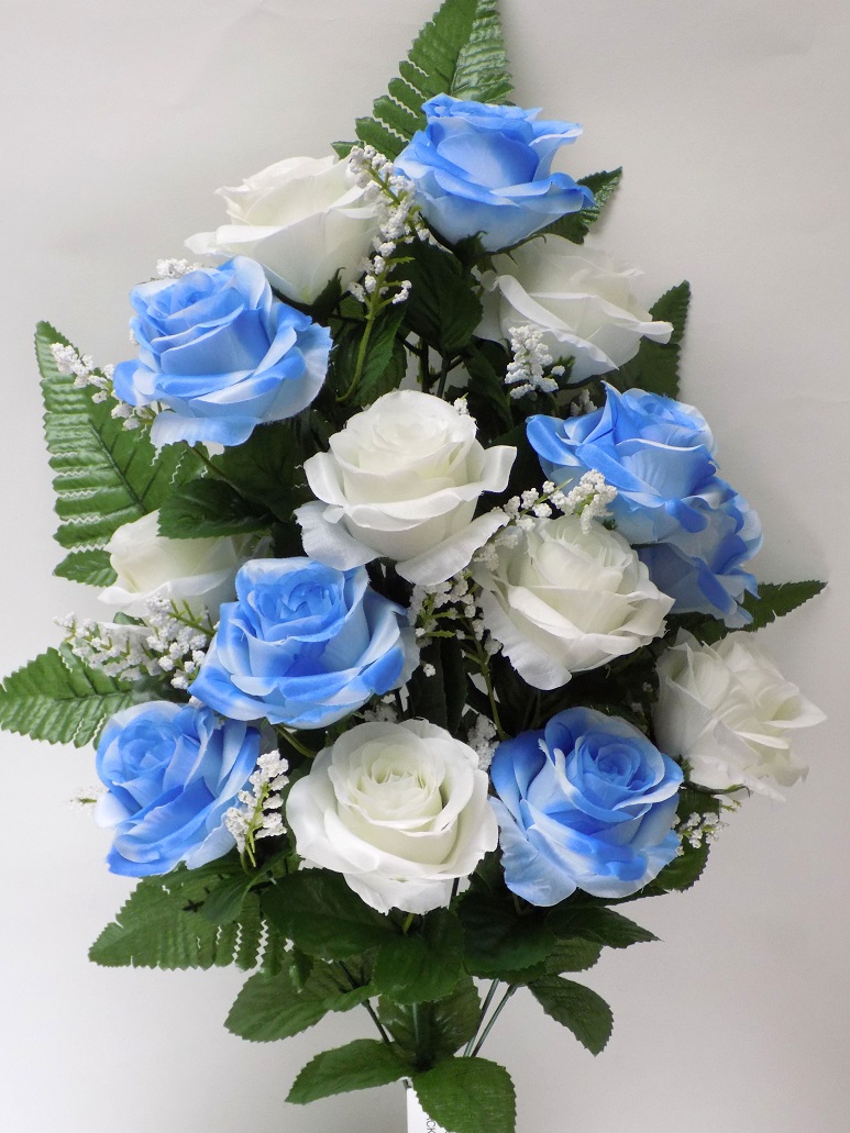 RAMO ENCARADO ROSASx14 (60CM)/ AZUL REF: 40122 AZ PRECIO: 5,50€ RAMO ENCARADO ROSASx14 (60CM)/ AZUL REF: 40122 AZ PRECIO: 5,50€
